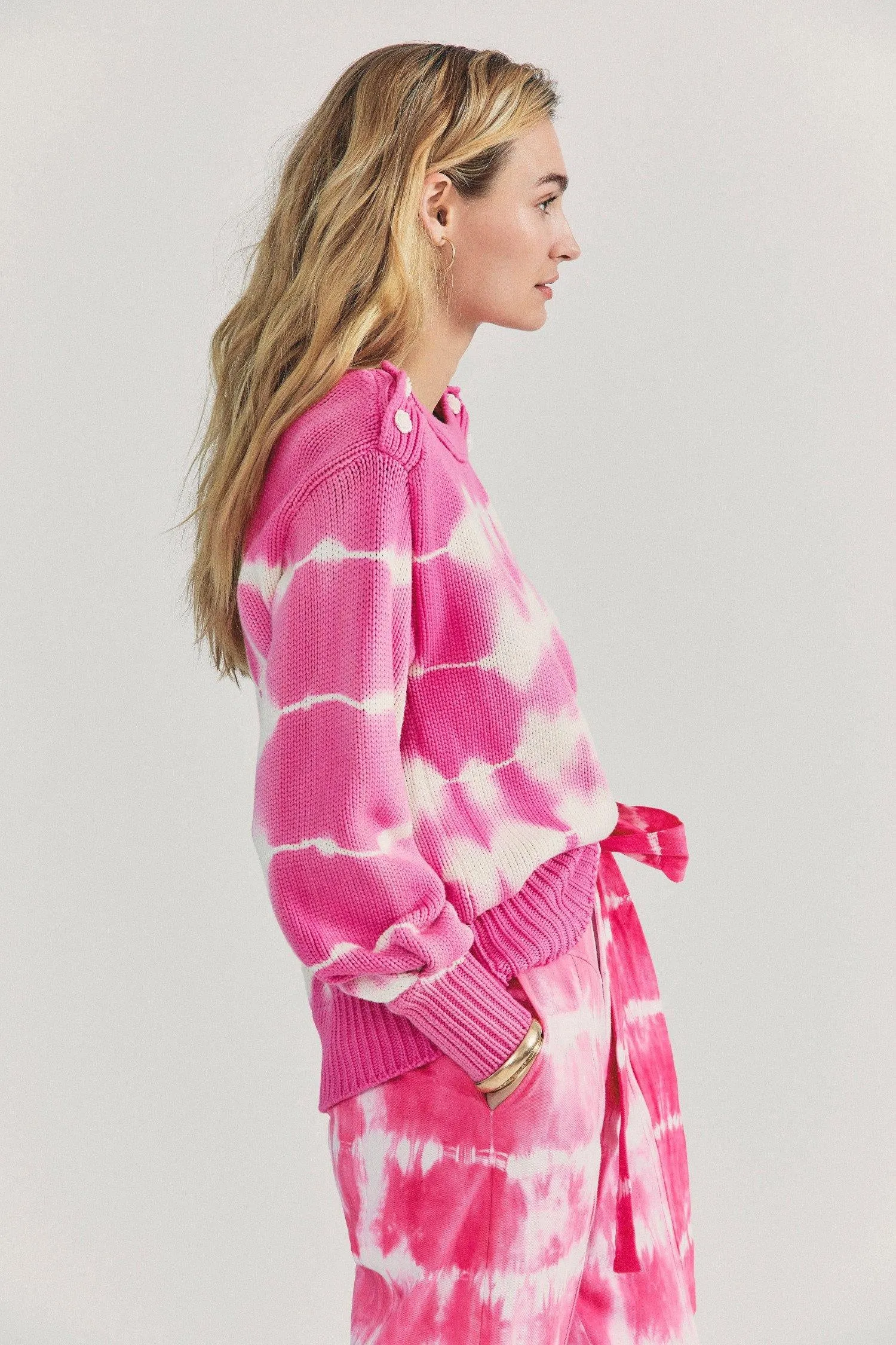 Gallatin Pullover Hibiscus sold by Sand Dollar product image thumbnail 3