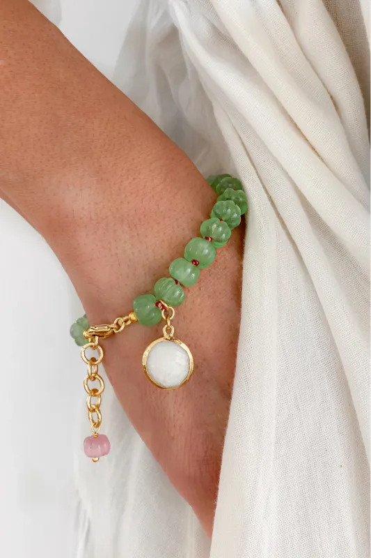 Leilani Bracelet Green made by Sand Dollar