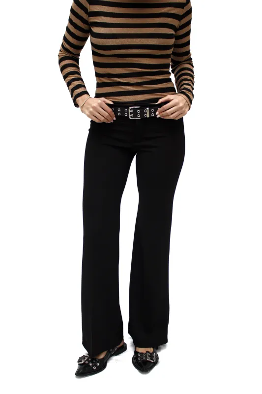 Pantaloni a trombetta sold by Apartamento