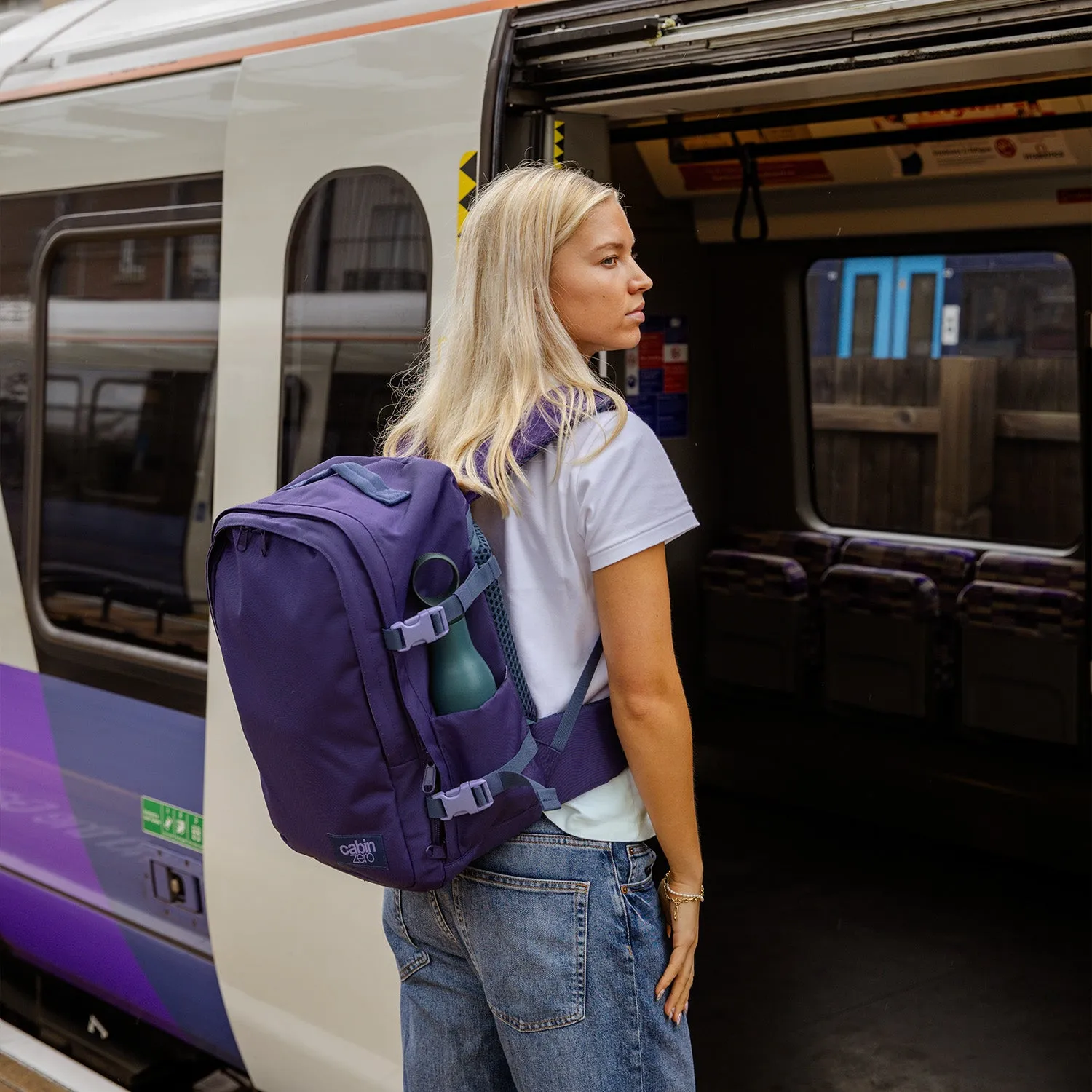 Classic Pro Backpack 32L Solace Sky sold by Cabin Zero product image thumbnail 2