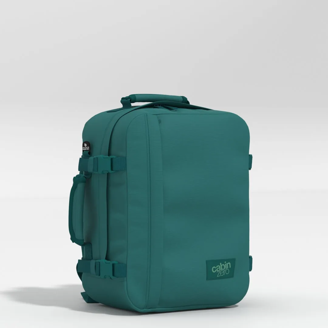 Classic Cabin Backpack 28L Meadow Green sold by Cabin Zero product image thumbnail 4