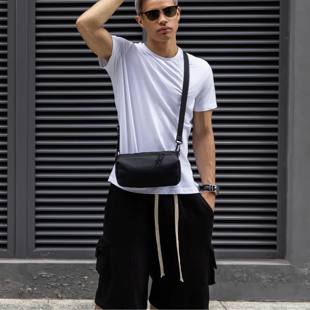 Tech Pouch - 2.5L - Absolute Black sold by Cabin Zero product image thumbnail 2