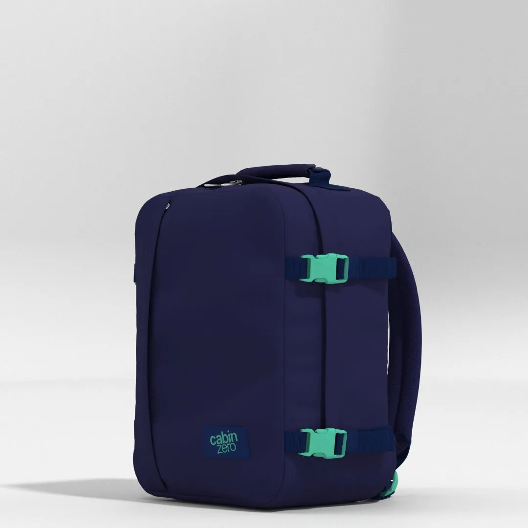 Classic Cabin Backpack 28L Deep Ocean sold by Cabin Zero product image thumbnail 2