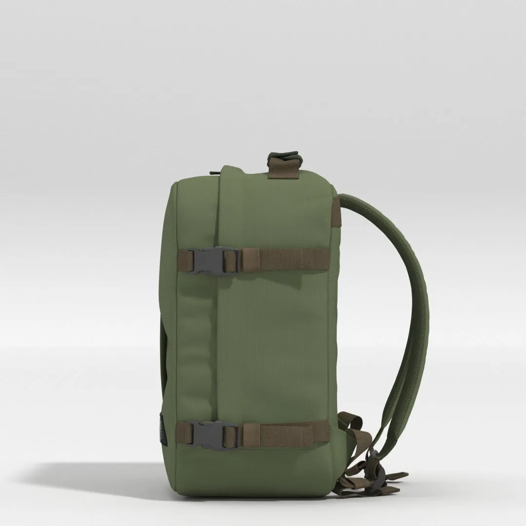 Classic Cabin Backpack 28L Georgian Khaki sold by Cabin Zero product image thumbnail 5