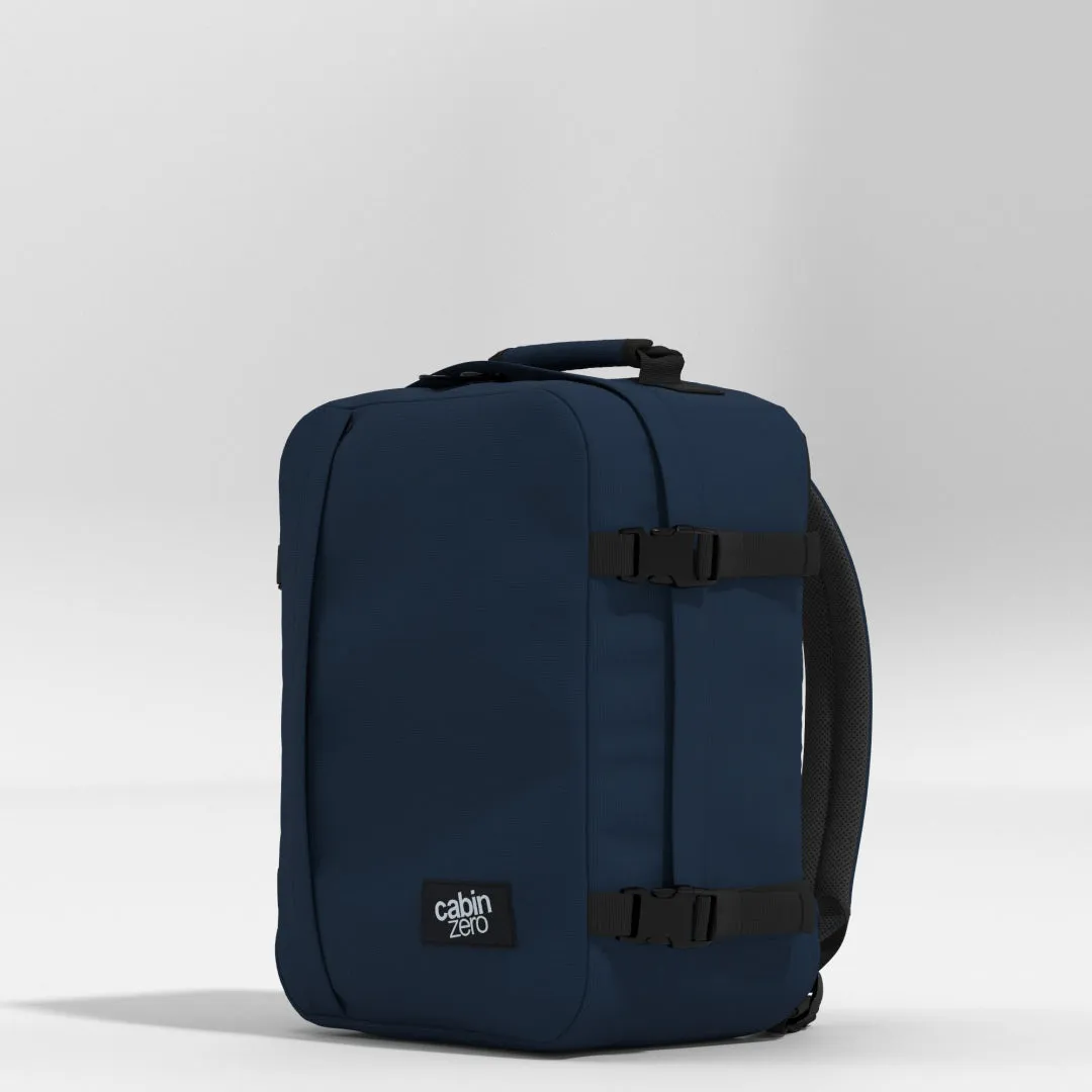 Classic Cabin Backpack 28L Navy sold by Cabin Zero product image thumbnail 4