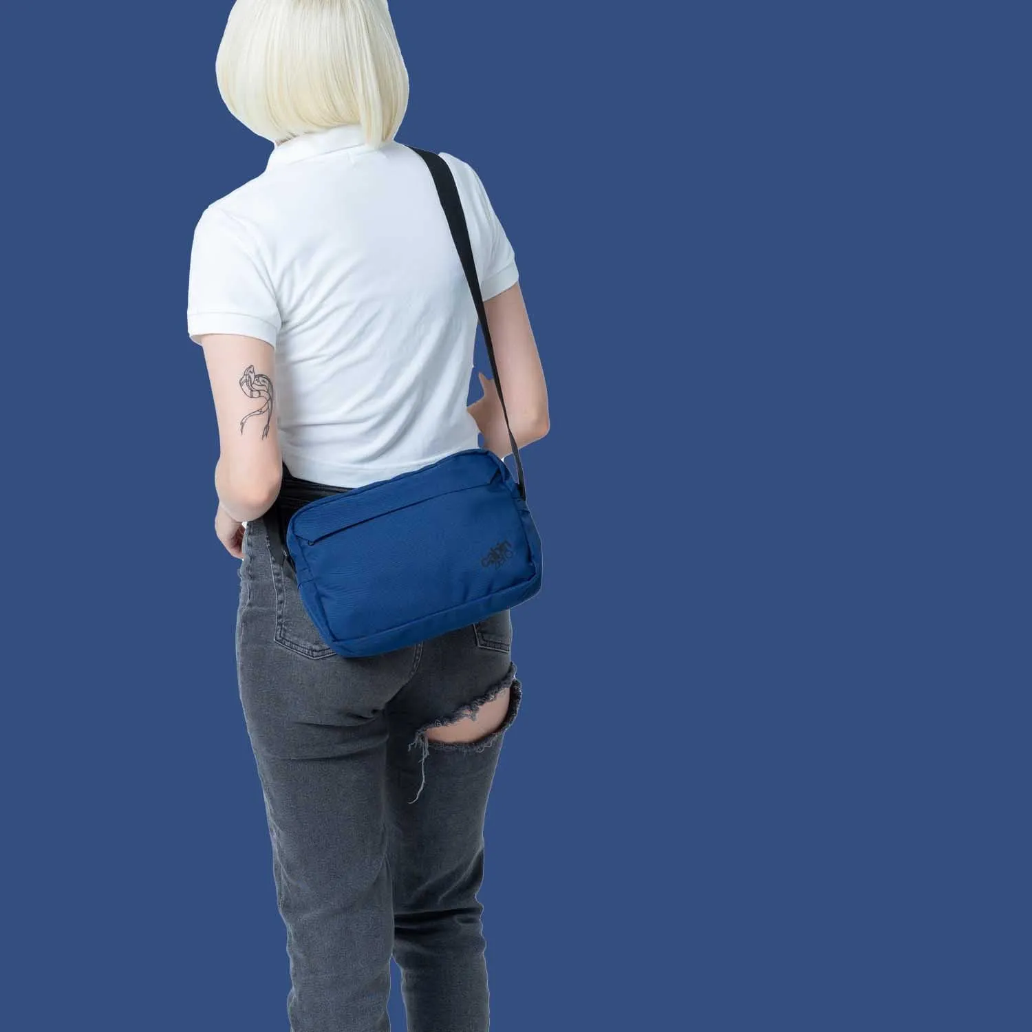 Flipside 3L Navy sold by Cabin Zero product image thumbnail 3