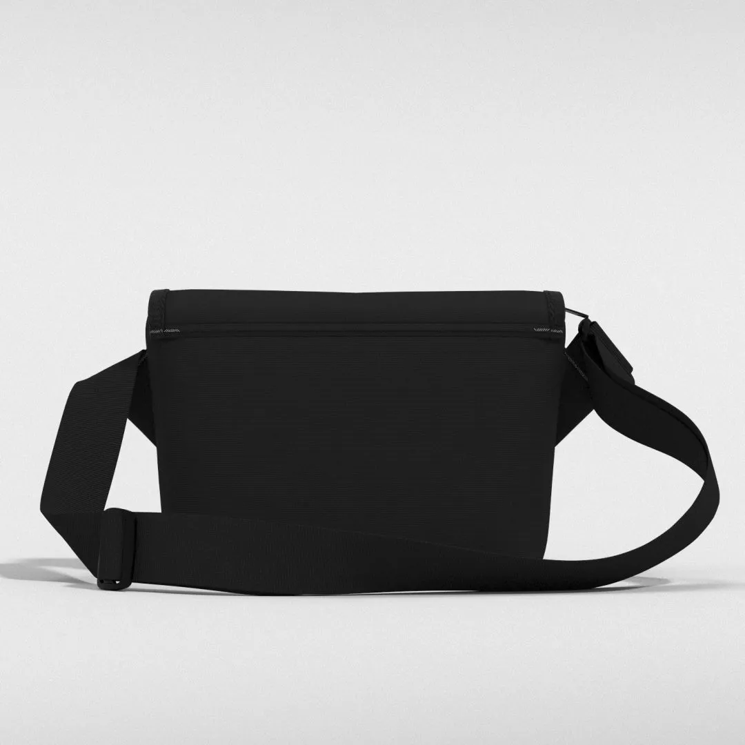 Flapjack 4L Absolute Black sold by Cabin Zero product image thumbnail 4