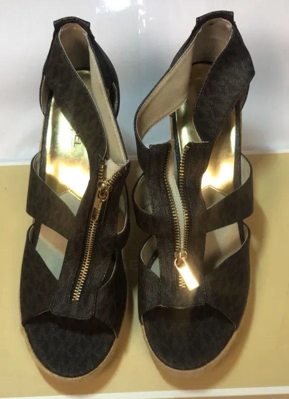 Michael Kors Wedge Sandals Size 11 - Second Chance sold by Carmen Sol