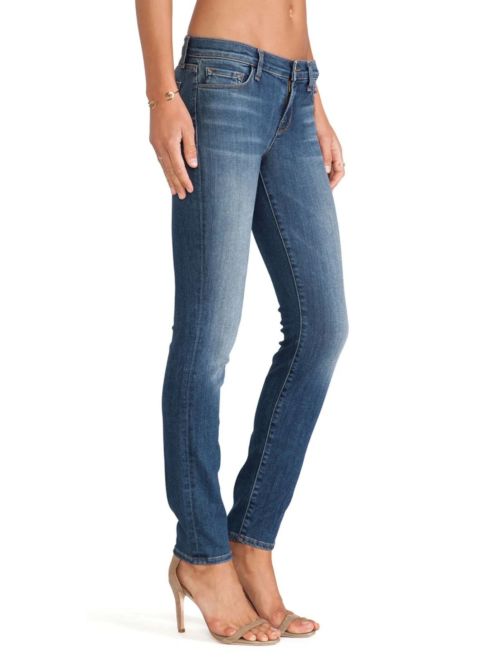 J Brand Lucent Mid Rise Jeans size 30 - Second Chance sold by Carmen Sol product image thumbnail 2