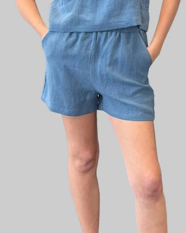 Linen Weekender Short sold by The Kno