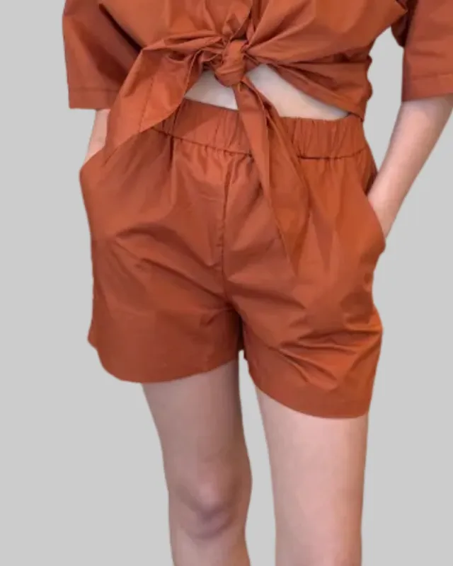 Easy Away Walking Short made by The Kno