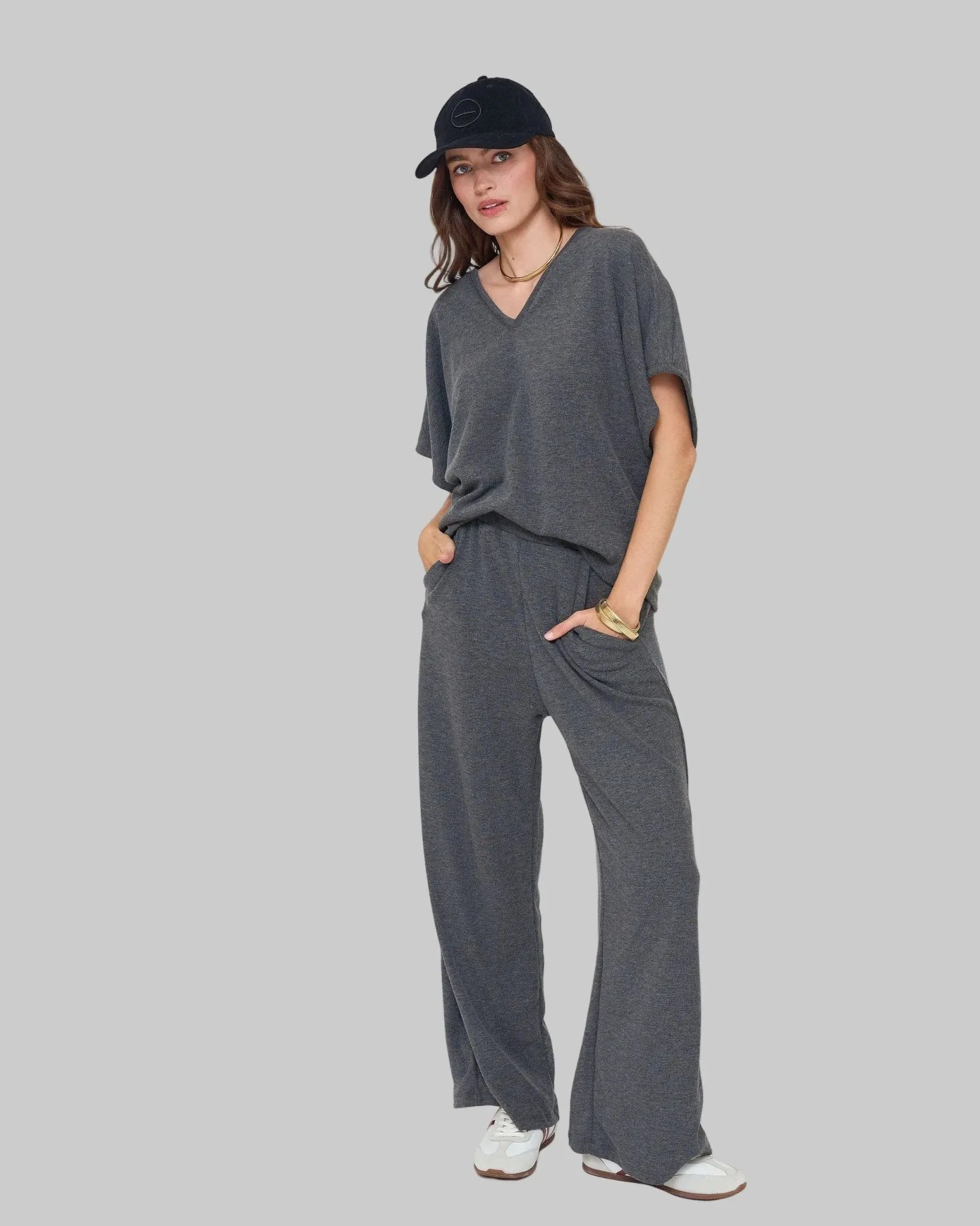 The Omni Knit Set sold by The Kno