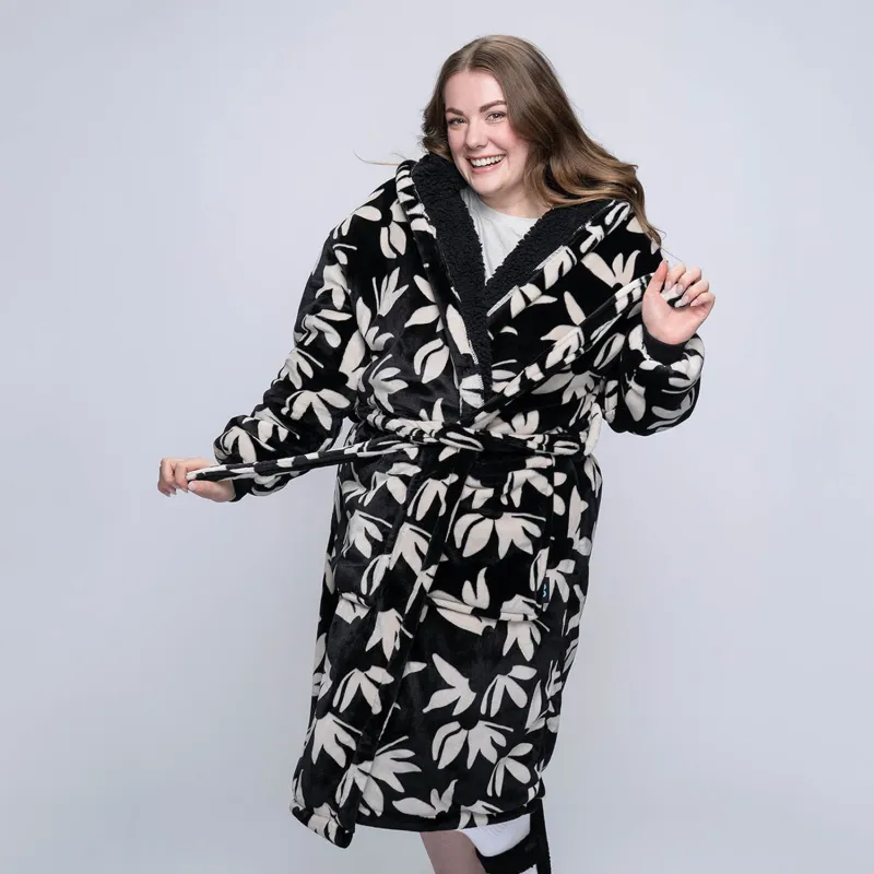 Black Floral sold by The Oodie