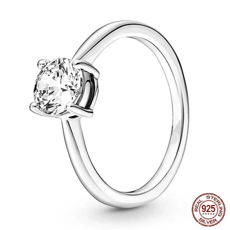 Golden Selena Ring sold by Pusca