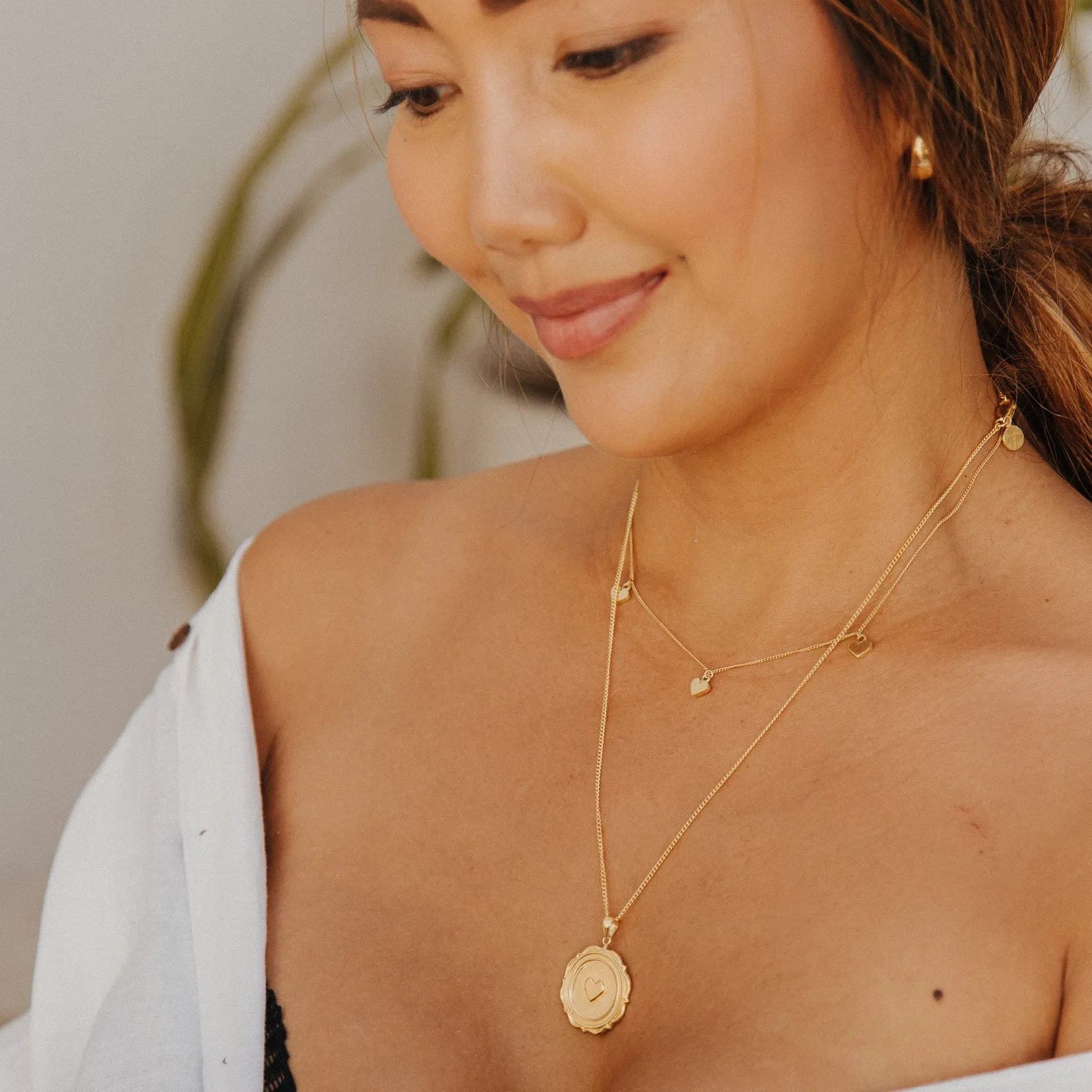 SERENA 'LOVE' NECKLACE PENDANT - GOLD sold by Pusca product image thumbnail 4