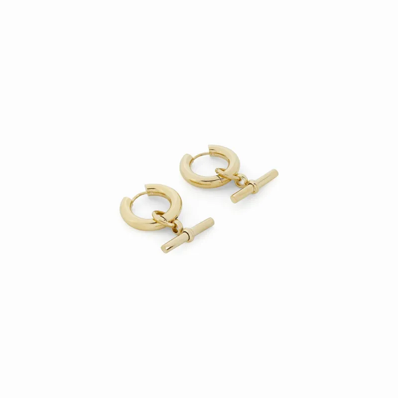 T-Bar Hoop Earrings - Gold made by Pusca