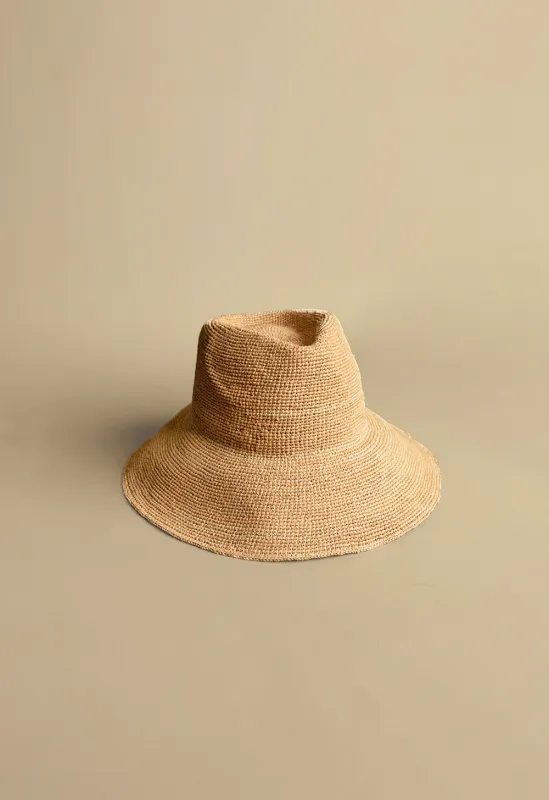 Jaimi Sunhat made by Avenue The Label