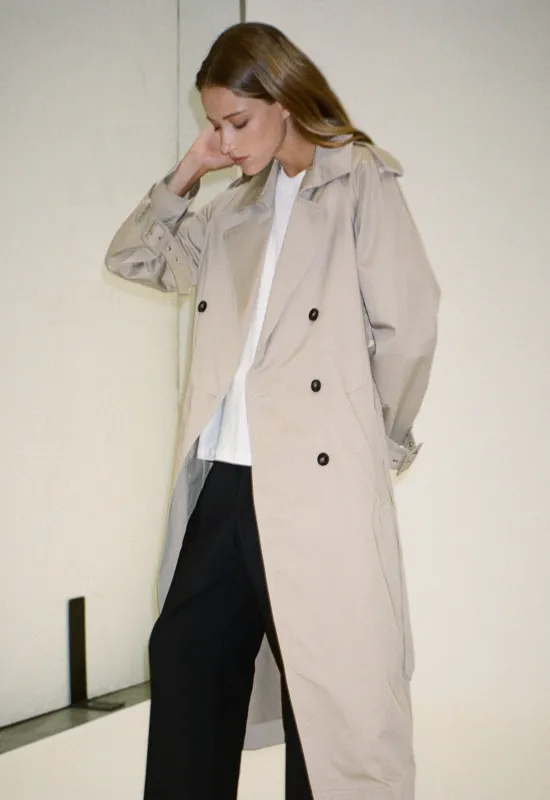 Leo Trench made by Avenue The Label
