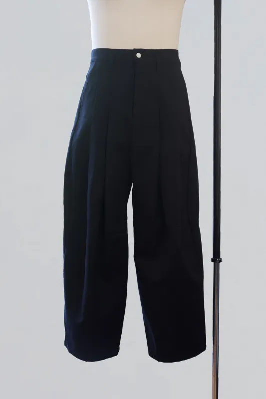 Hi, BAGGY sold by Shinyakozuka