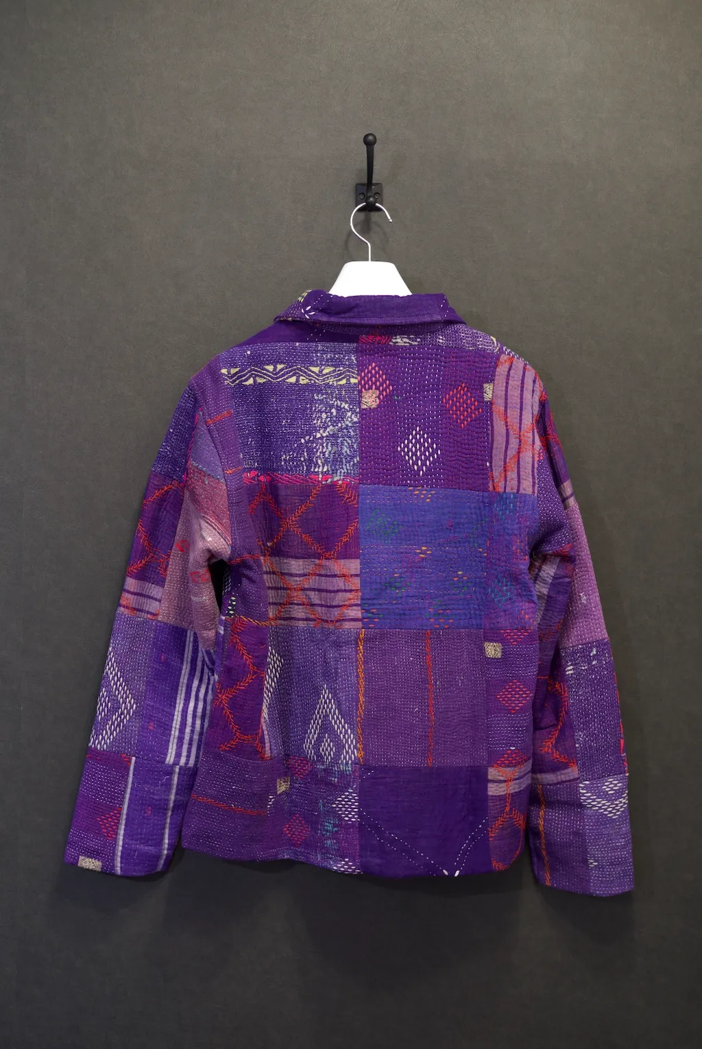 Vintage Kantha Patchwork Jacket sold by Shinyakozuka product image thumbnail 2