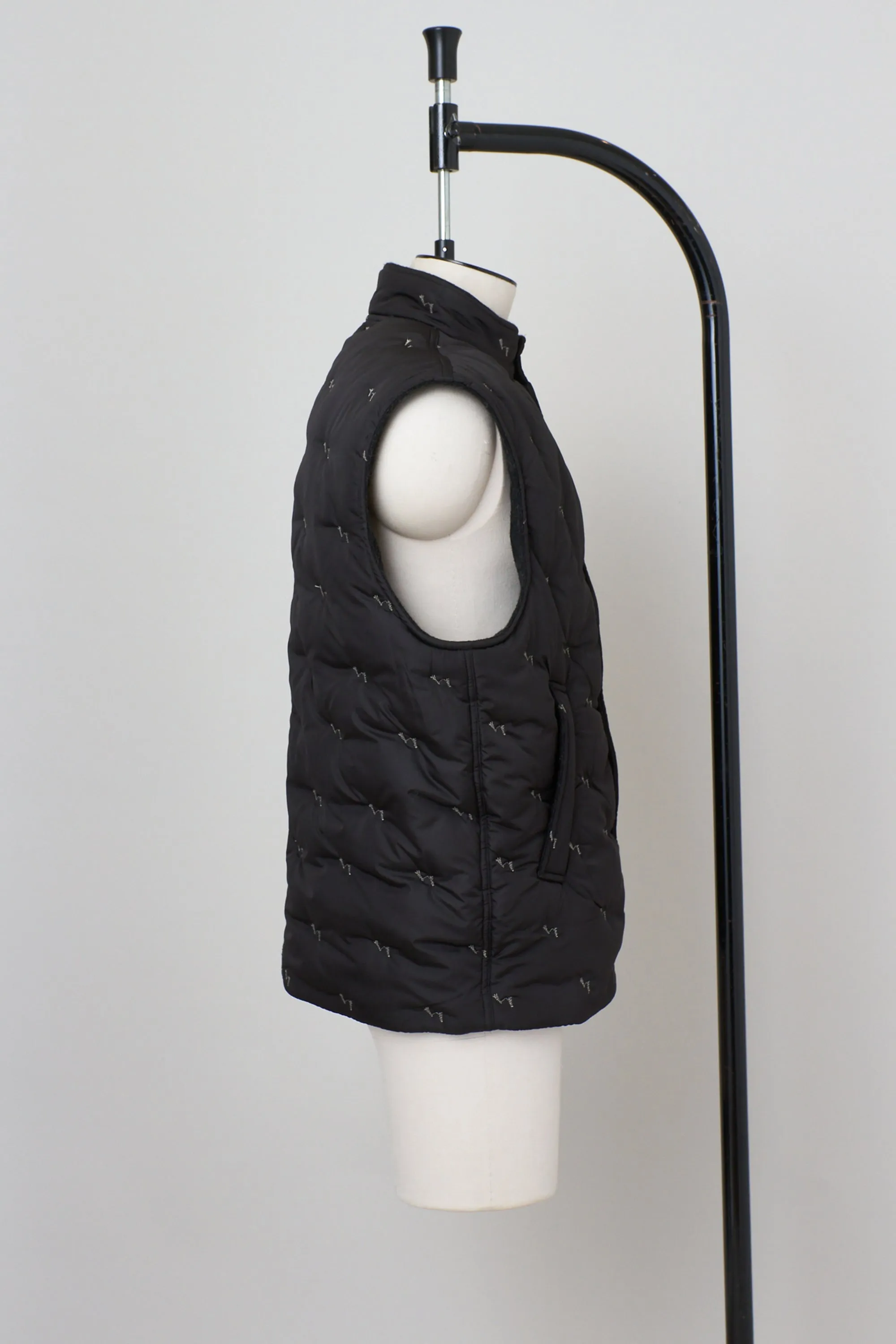 MOUNTAINEER GILET sold by Shinyakozuka product image thumbnail 2
