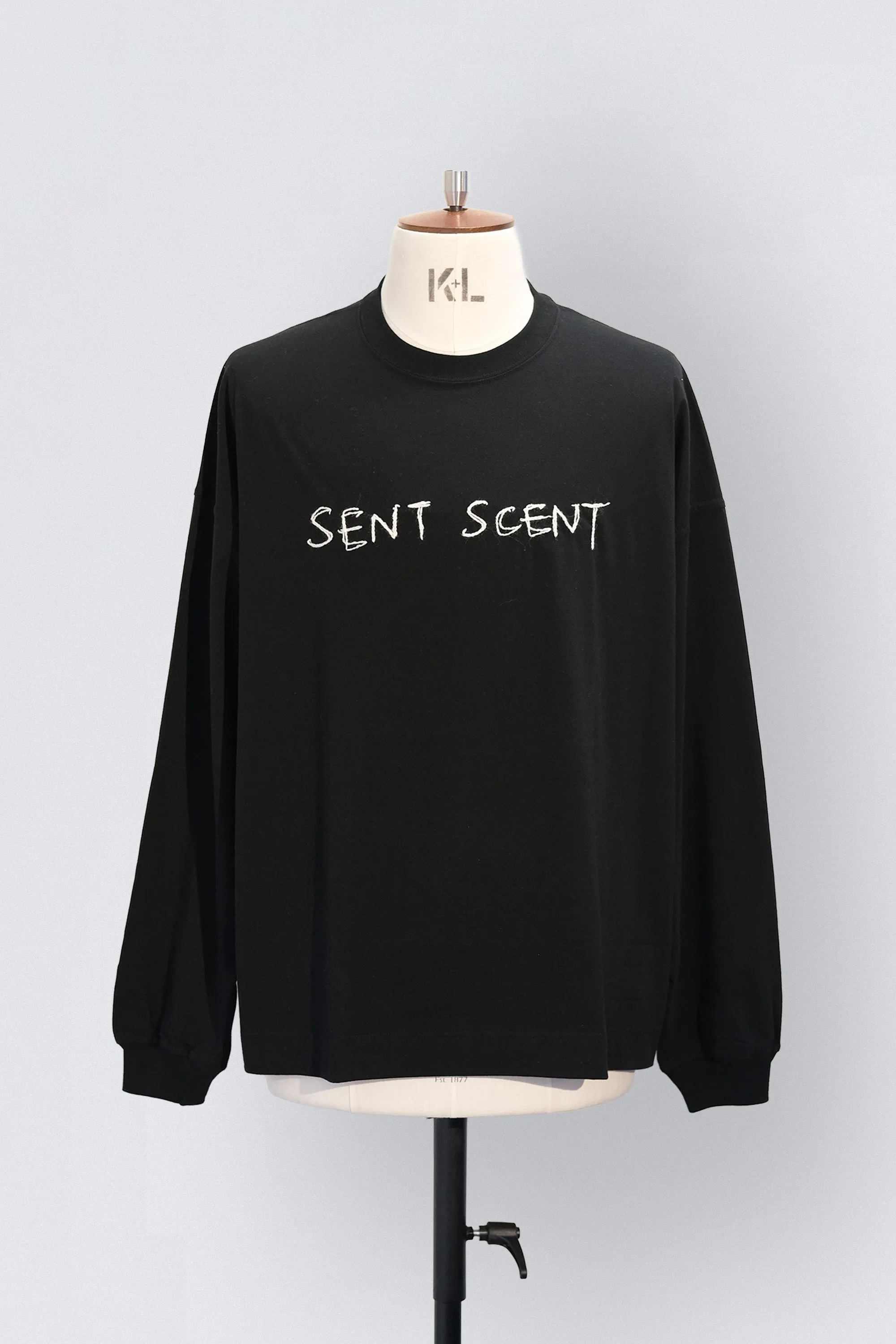 SENT SCENT (L/S TEE) sold by Shinyakozuka