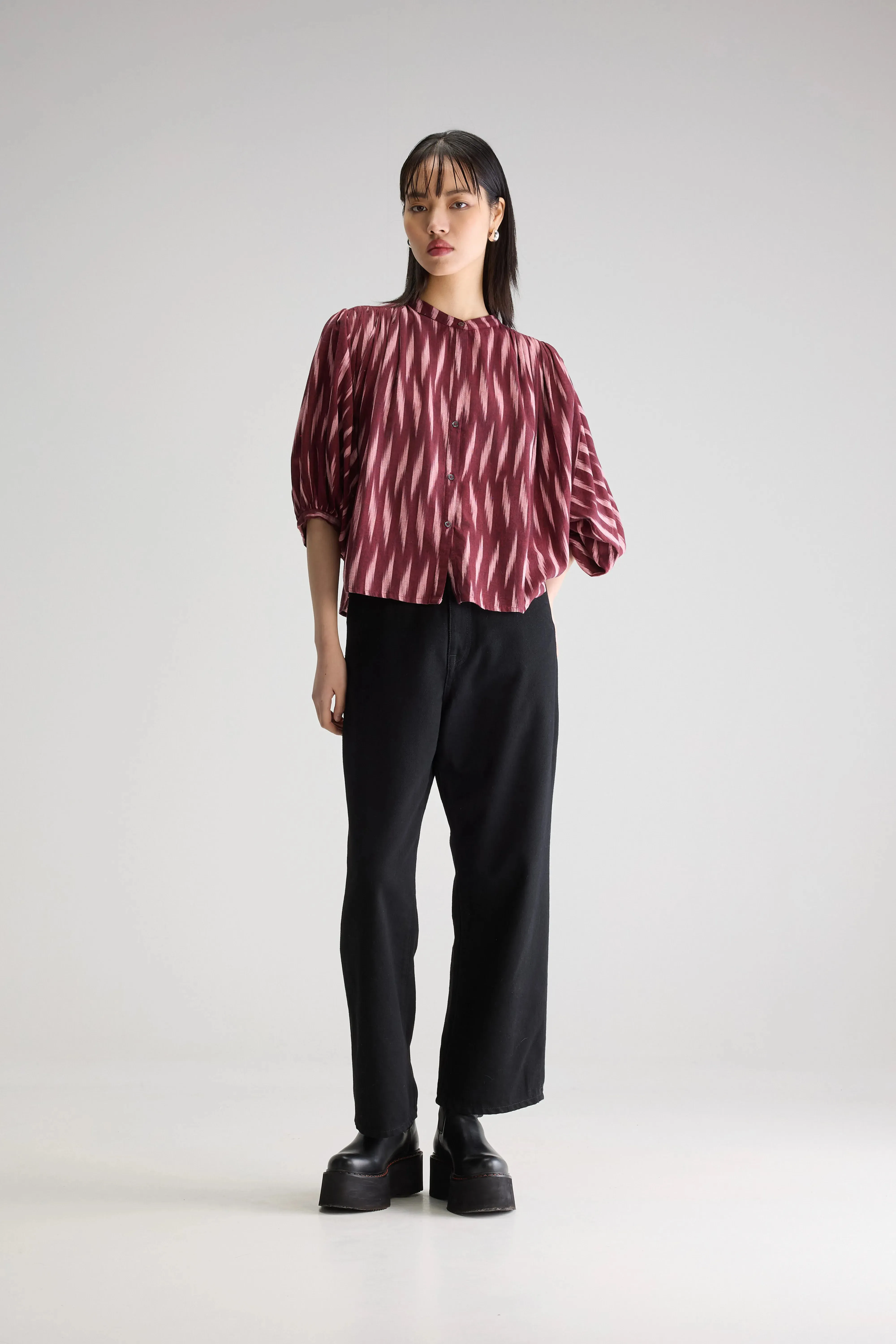 Ink cropped blouse (251 / W / COMBO A) sold by Bellrose product image thumbnail 3