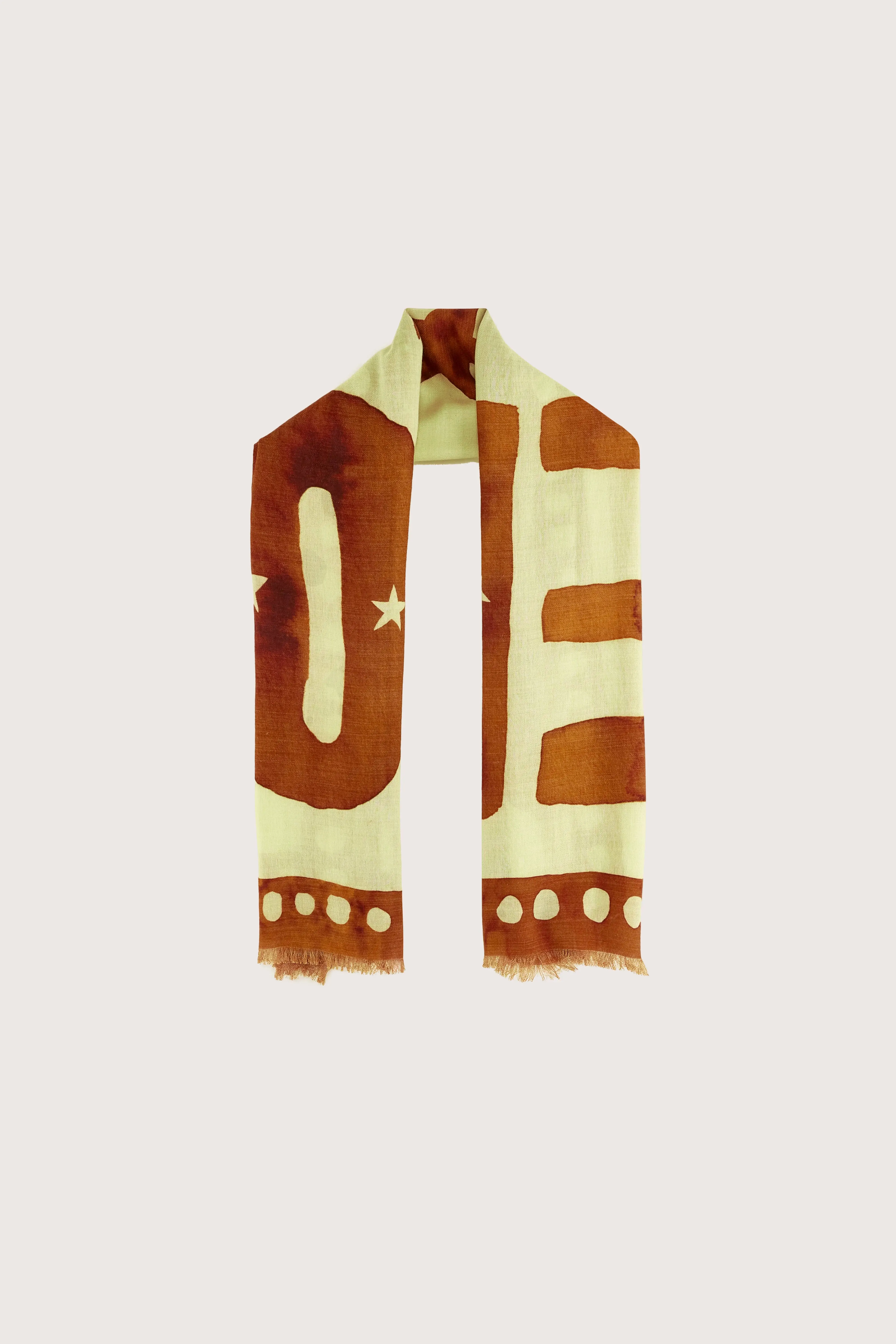 Sose square scarf (251 / W / DISPLAY E) sold by Bellrose product image thumbnail 2