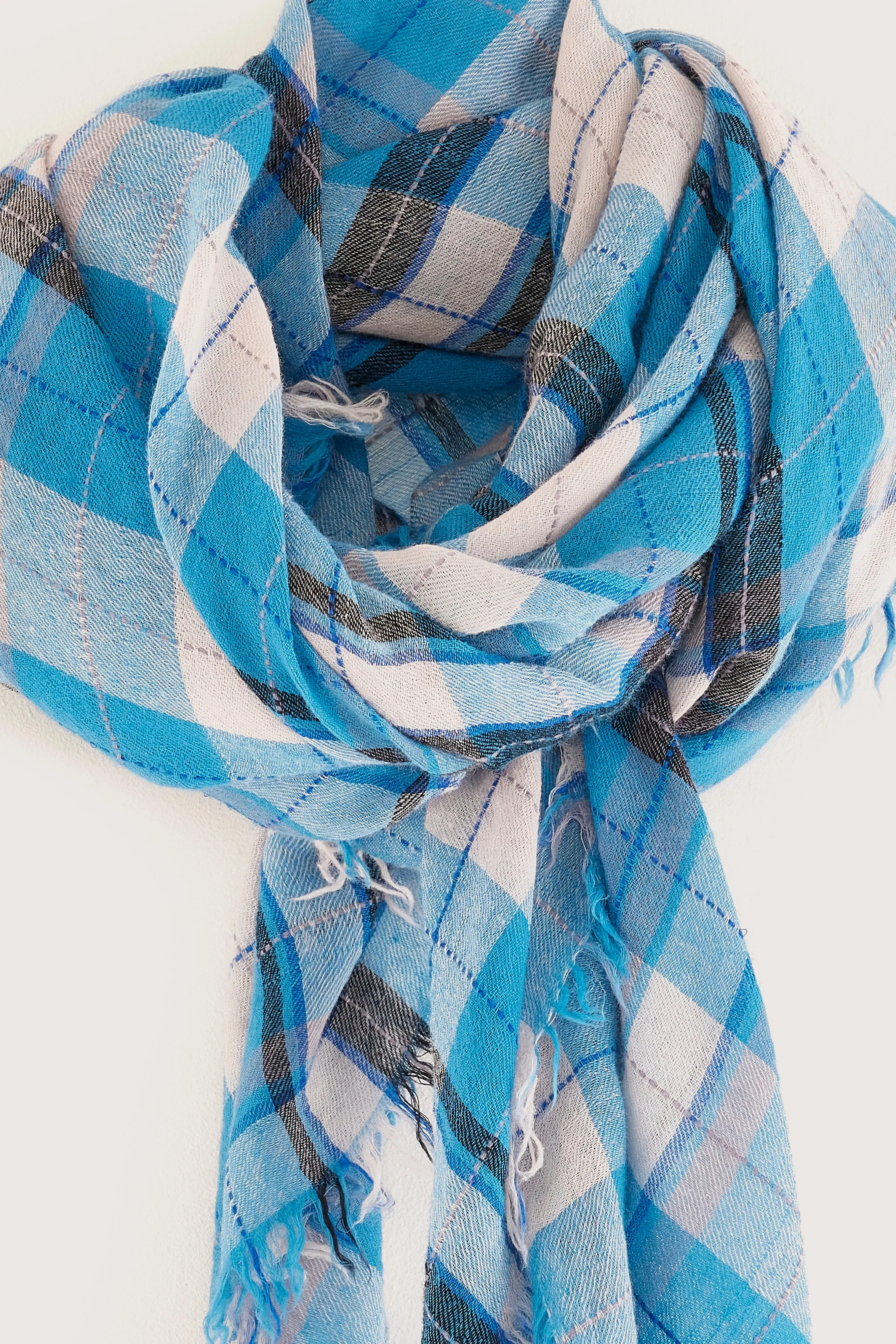 Soli wooven scarf (251 / W / CHECK A) sold by Bellrose product image thumbnail 4
