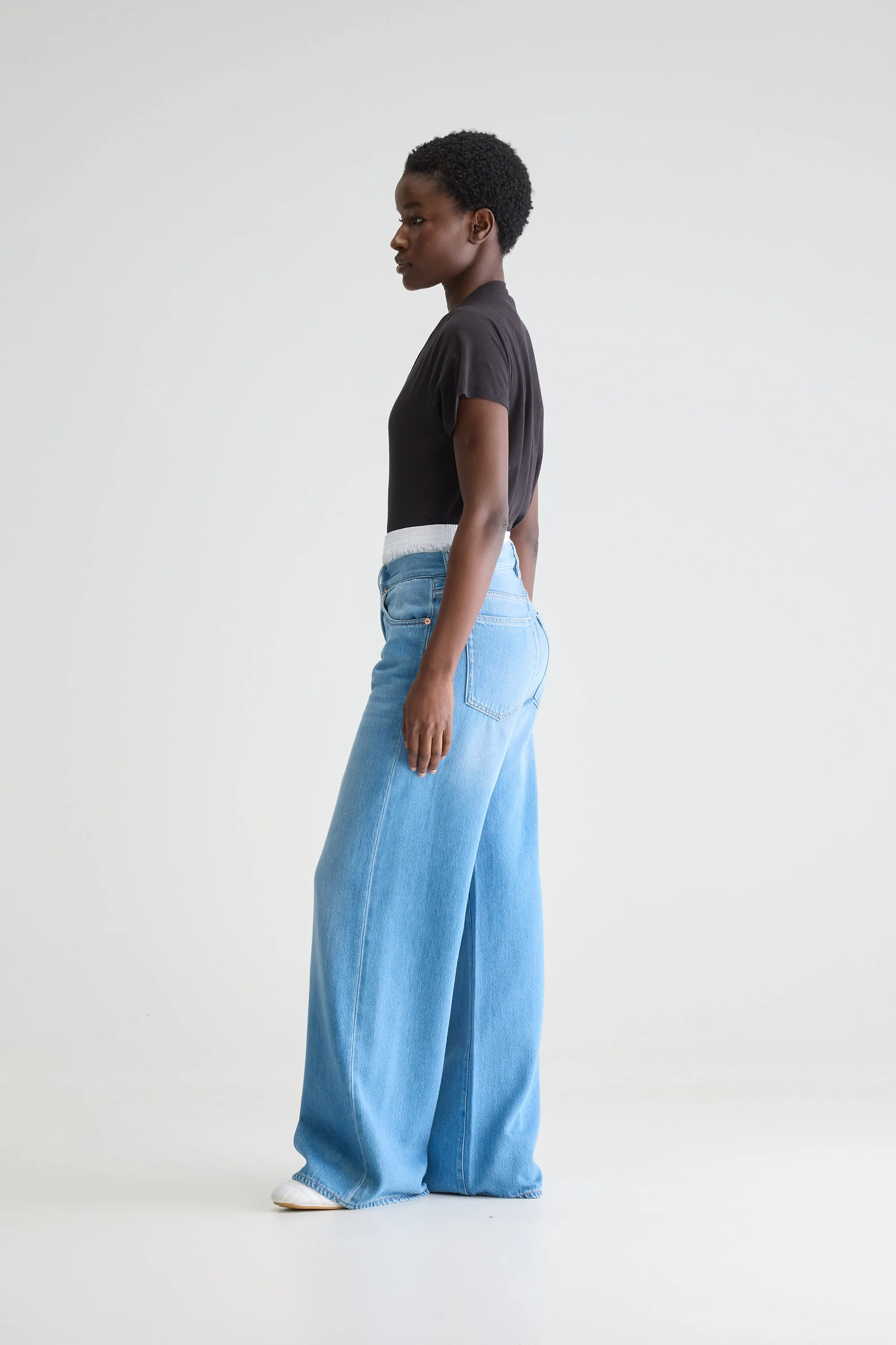 Denim N. 97 wide jeans (251 / W / LT BLUE BLEACH) sold by Bellrose product image thumbnail 5