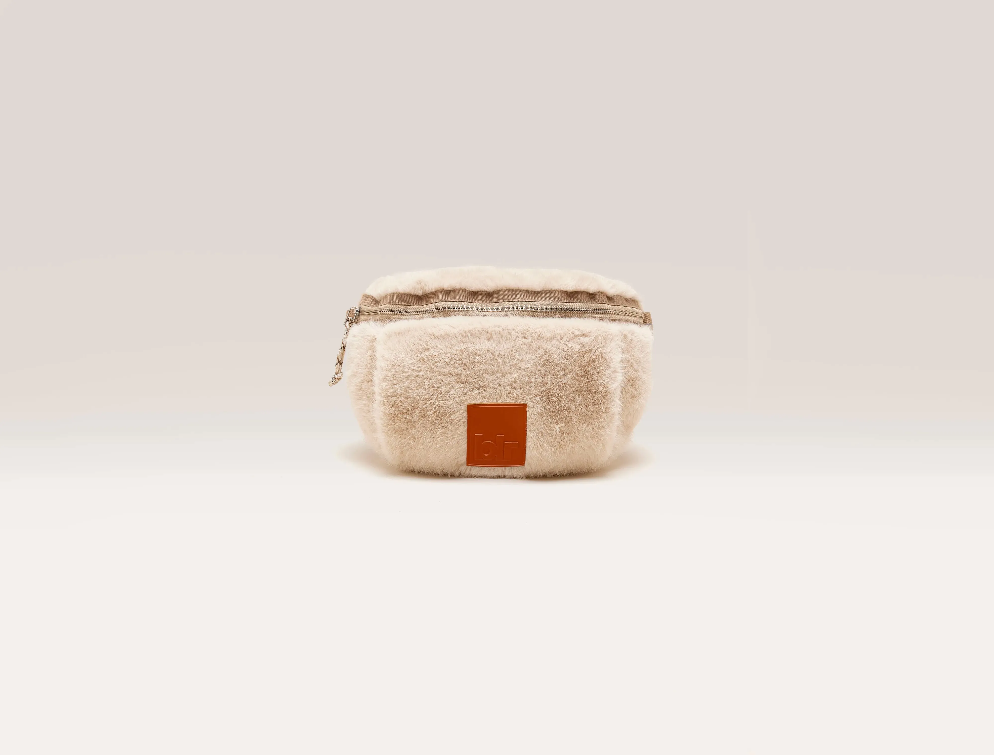 Hoswel muff bag (251 / W / CREAM) sold by Bellrose