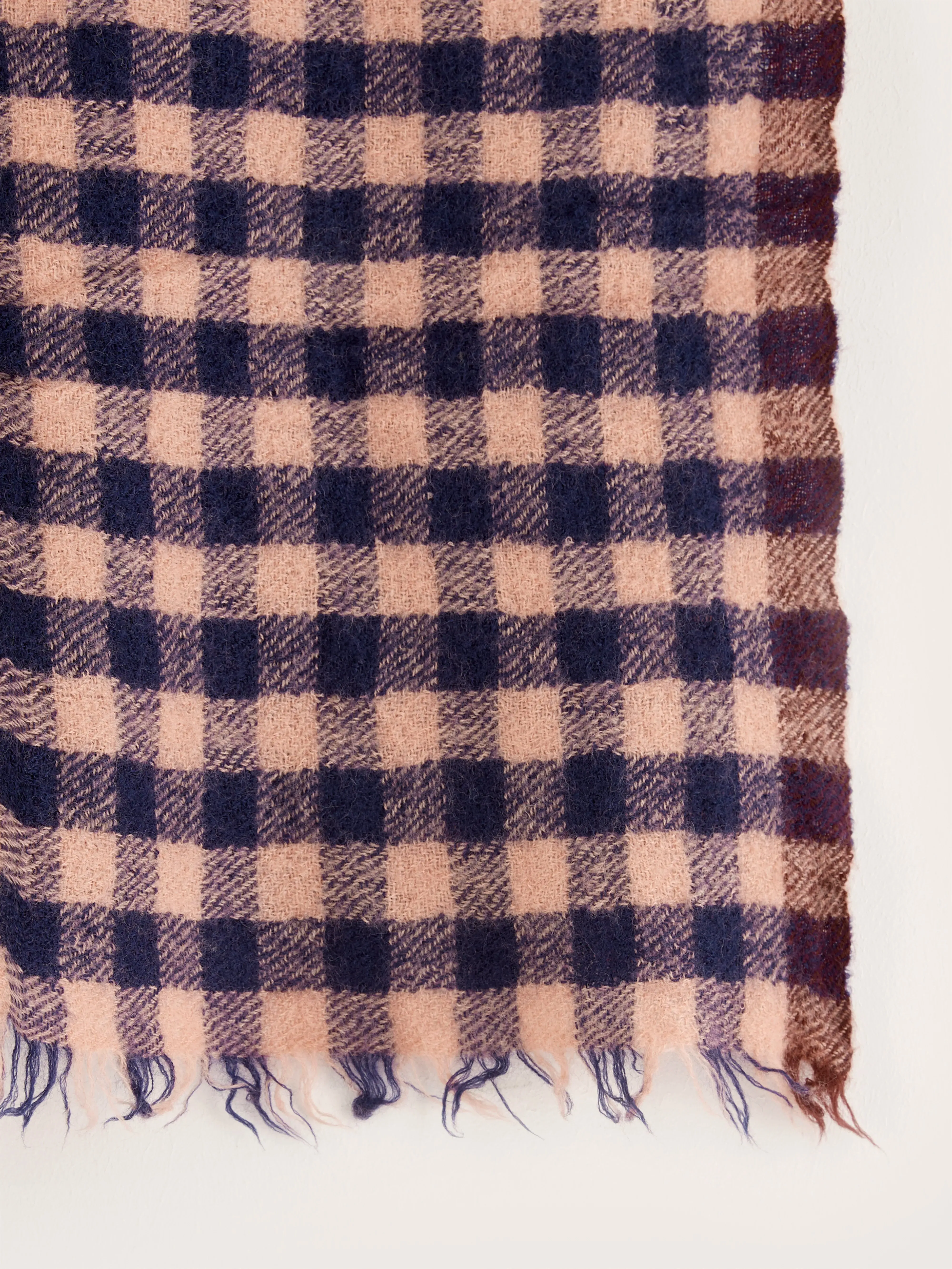 Sidar weaved scarf (242 / W / CHECK A) sold by Bellrose product image thumbnail 5