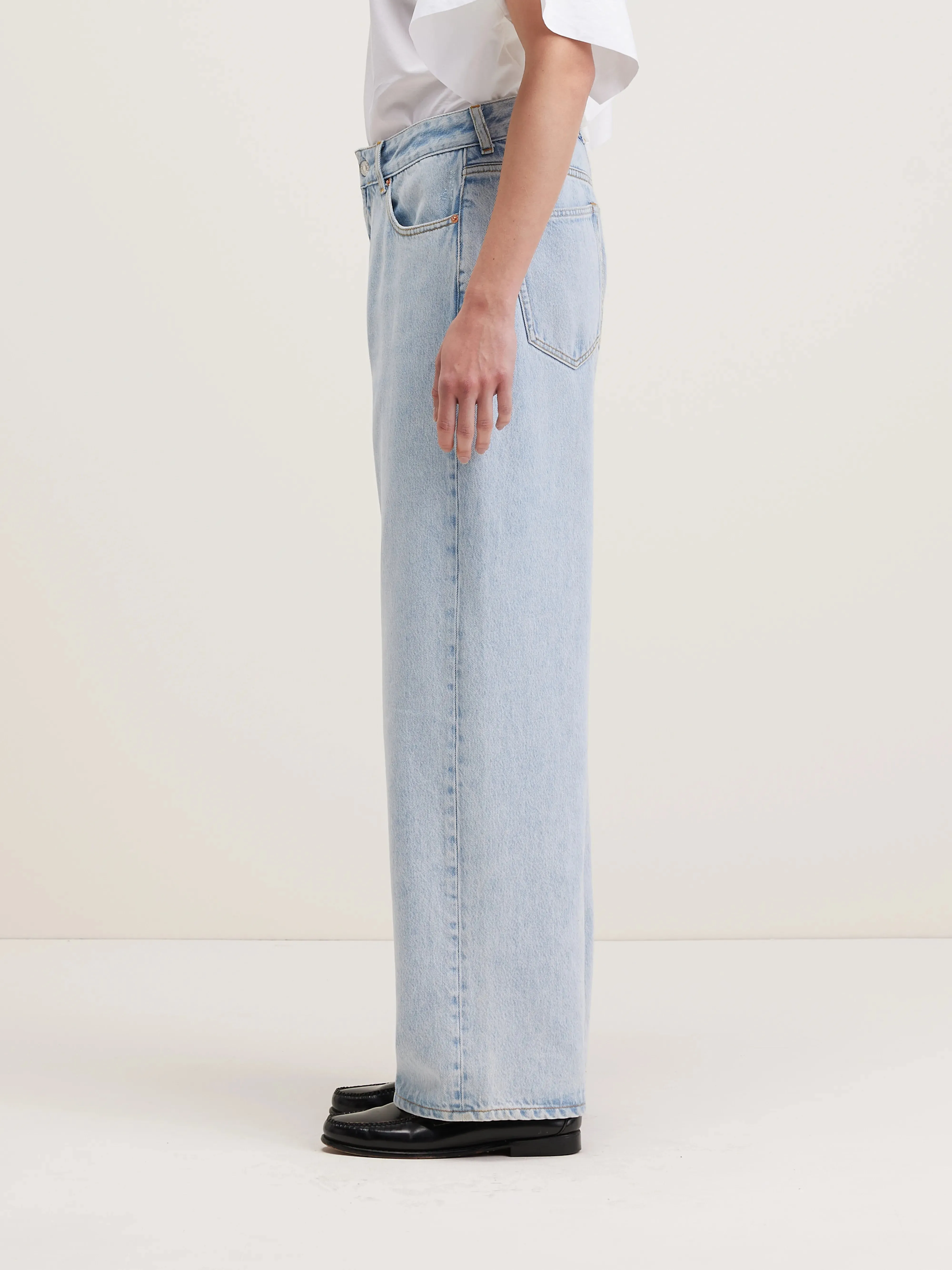 Denim N. 66 wide jeans (242 / W / USED LT BLUE) sold by Bellrose product image thumbnail 5