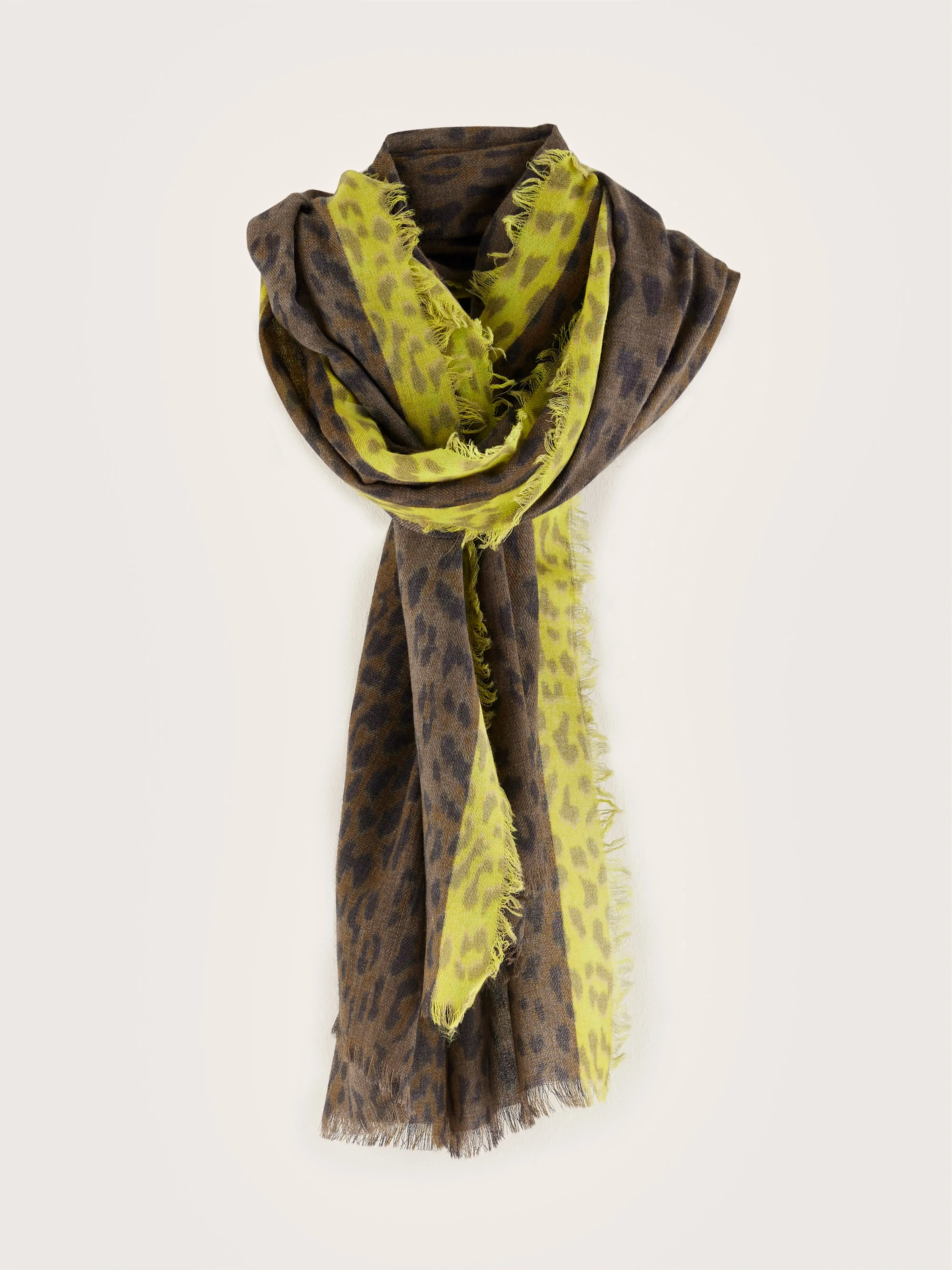 Sowyx weaved scarf (242 / W / DISPLAY A) sold by Bellrose product image thumbnail 2