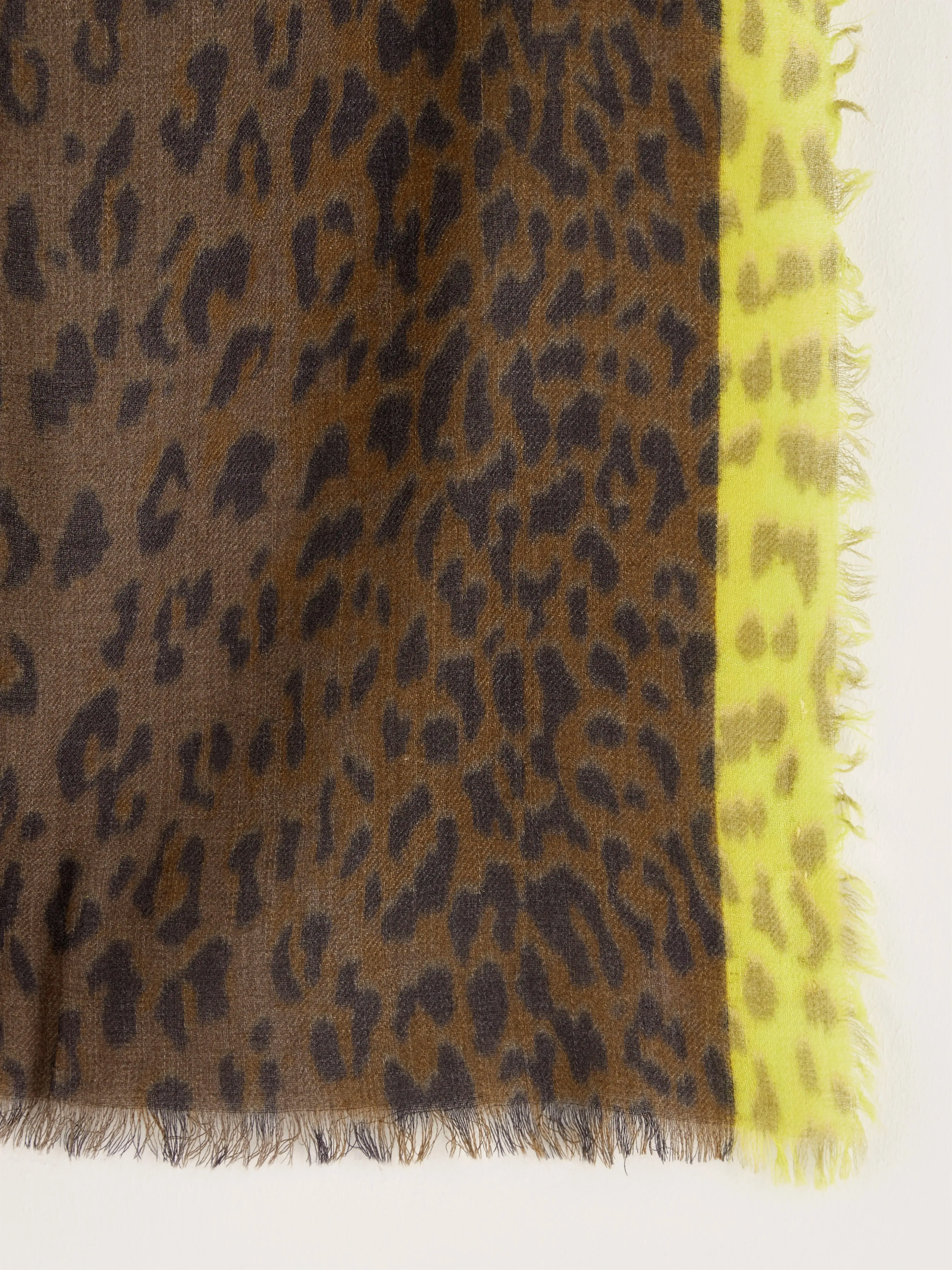 Sowyx weaved scarf (242 / W / DISPLAY A) sold by Bellrose product image thumbnail 5