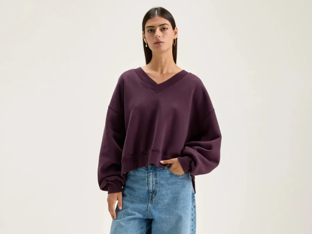Varola v-neck sweatshirt (242 / W / WINE) made by Bellerose