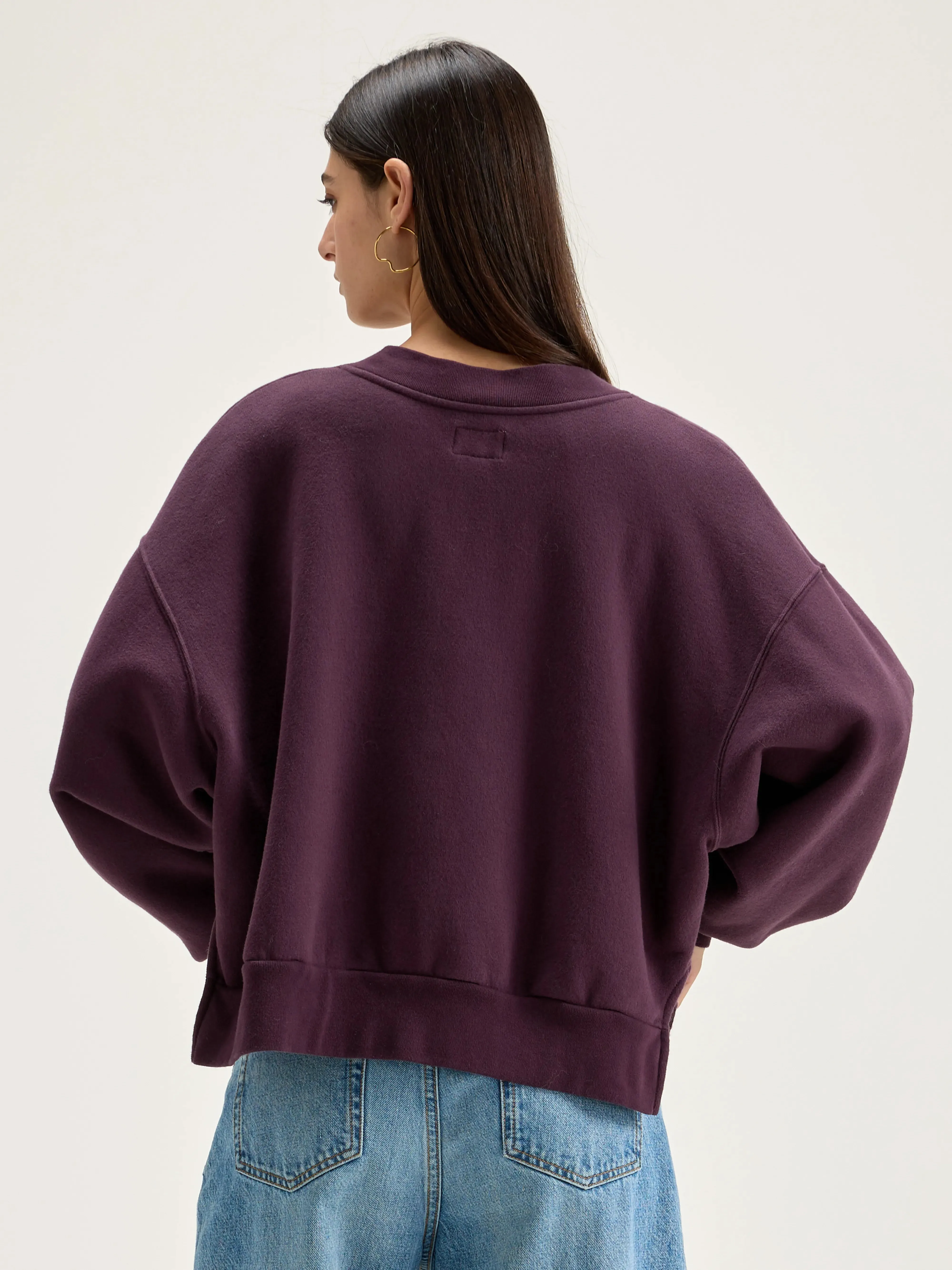 Varola v-neck sweatshirt (242 / W / WINE) sold by Bellrose product image thumbnail 4