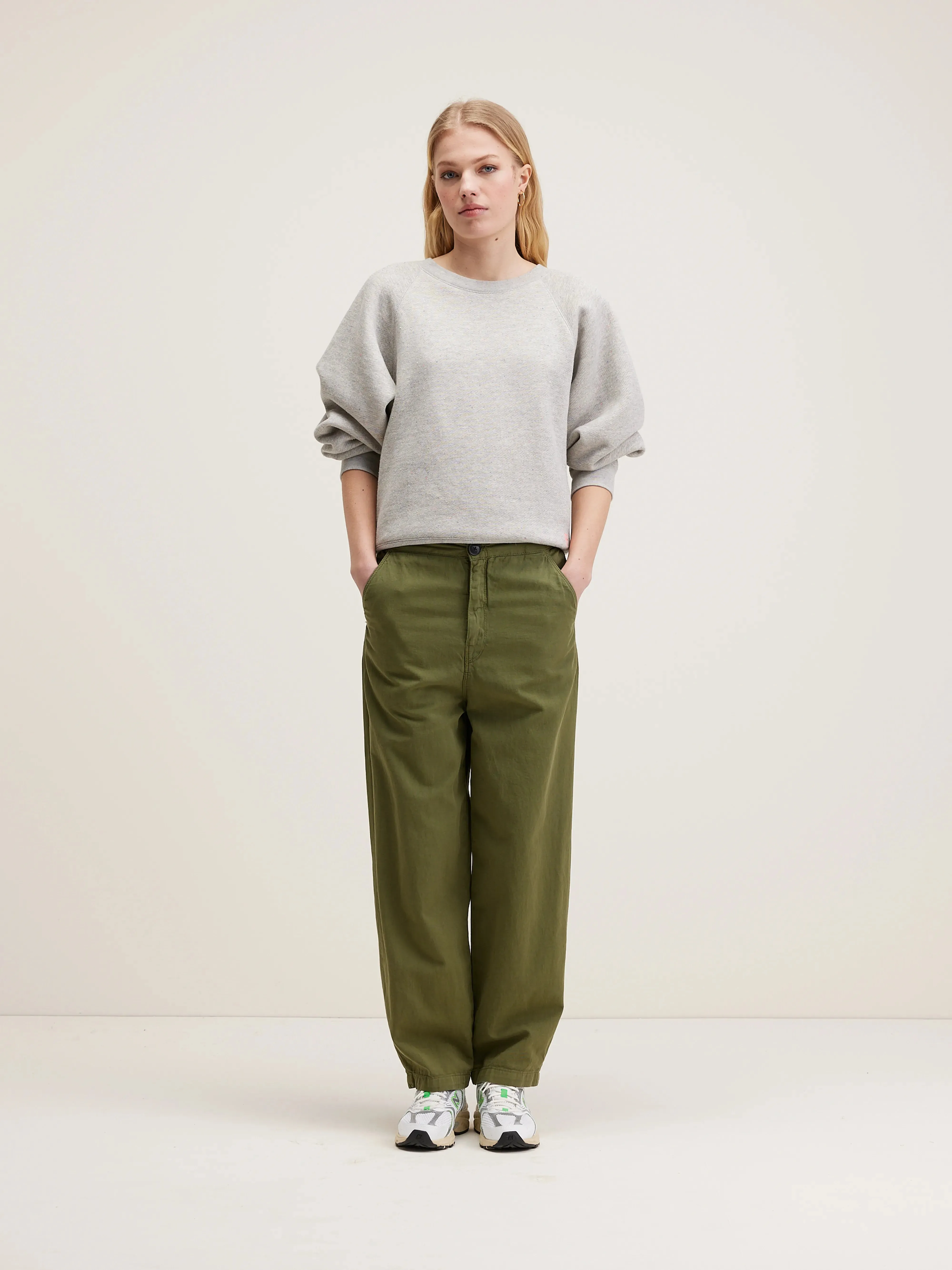 Pasop relaxed trousers (242 / W / ARMY) sold by Bellrose product image thumbnail 2