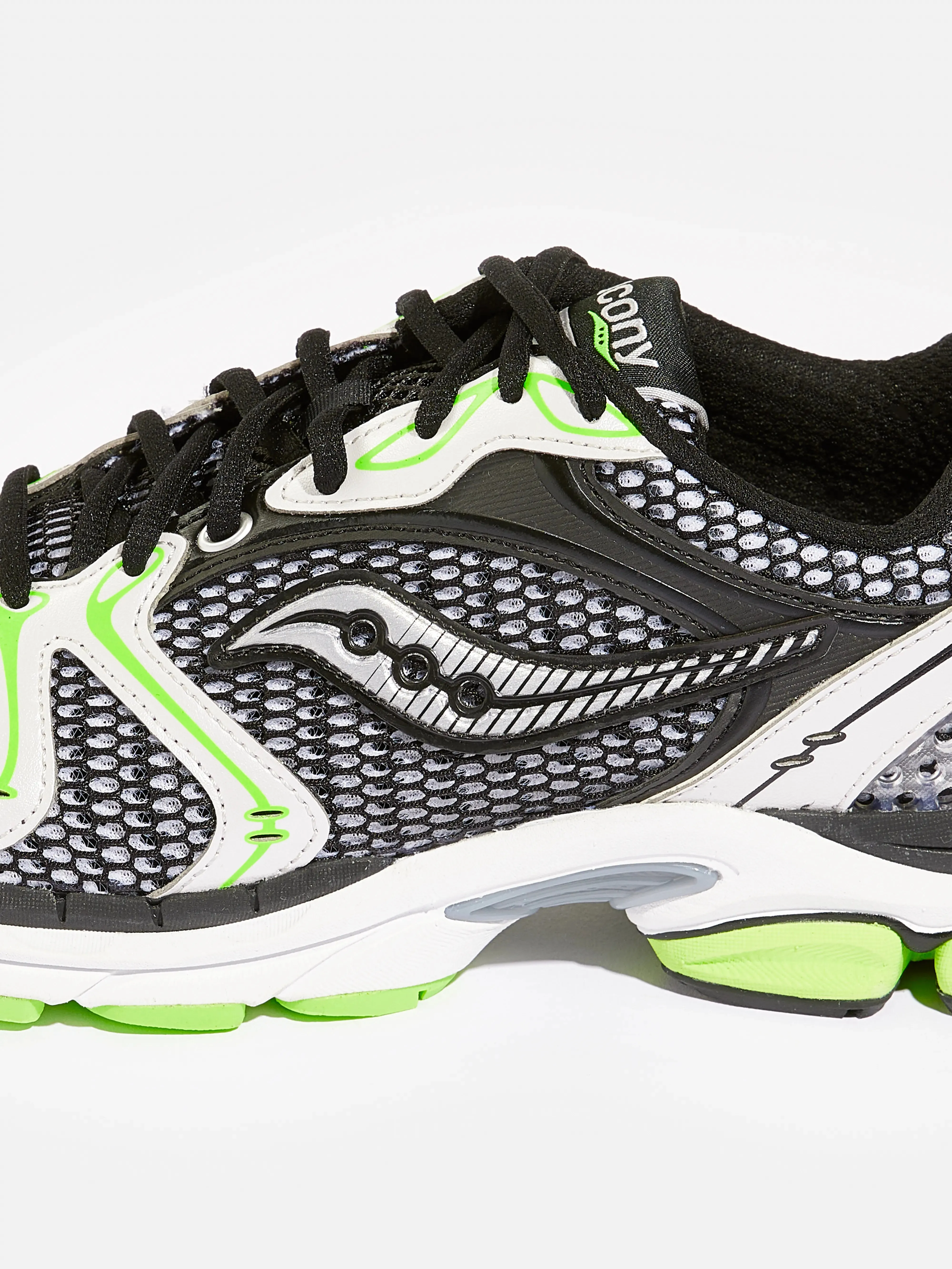 Progrid Triumph 4 For Men (232 / M / BLACK) sold by Bellrose product image thumbnail 4