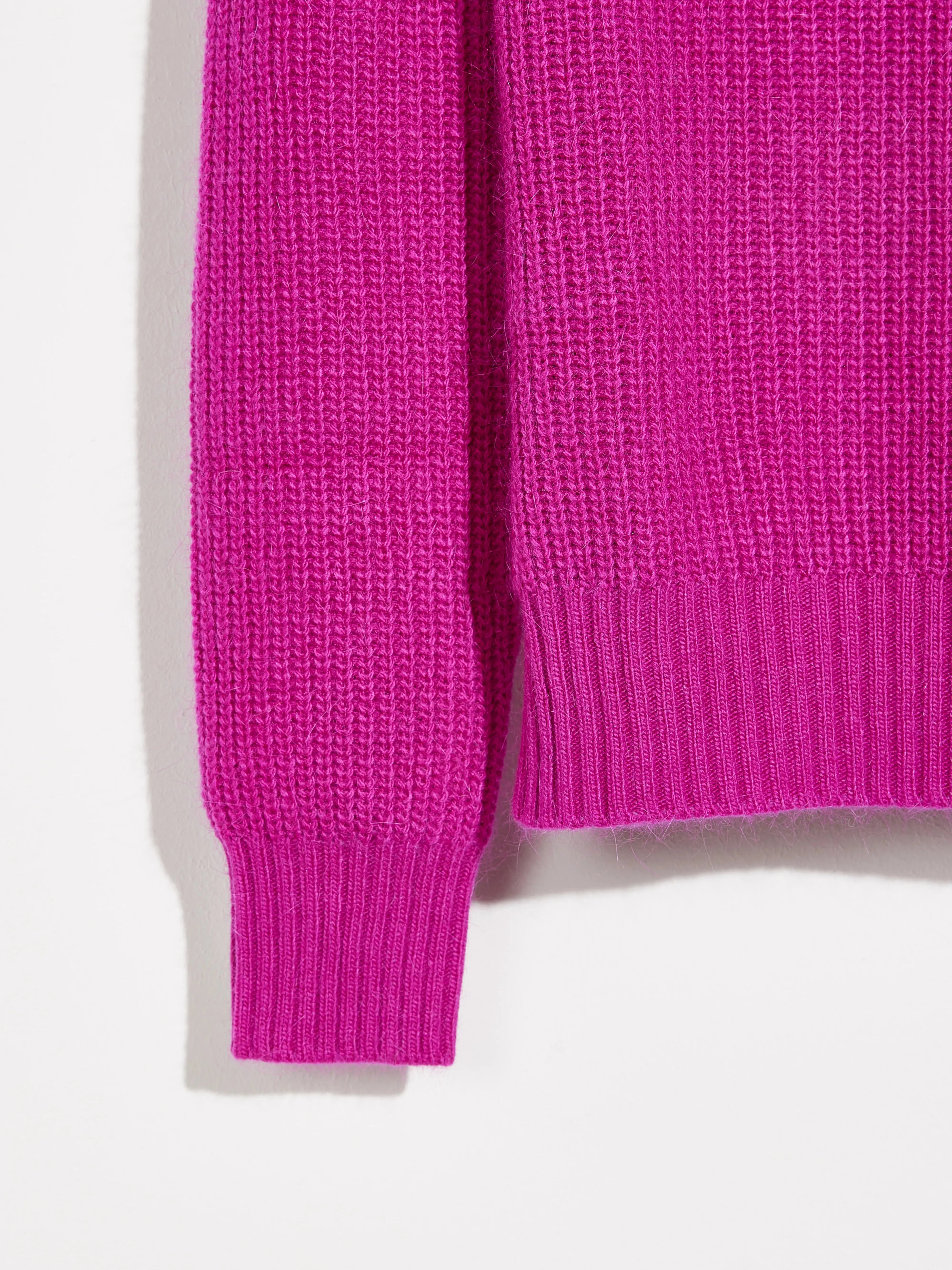 Diot Sweater (232 / G / PIVOINE) sold by Bellrose product image thumbnail 5