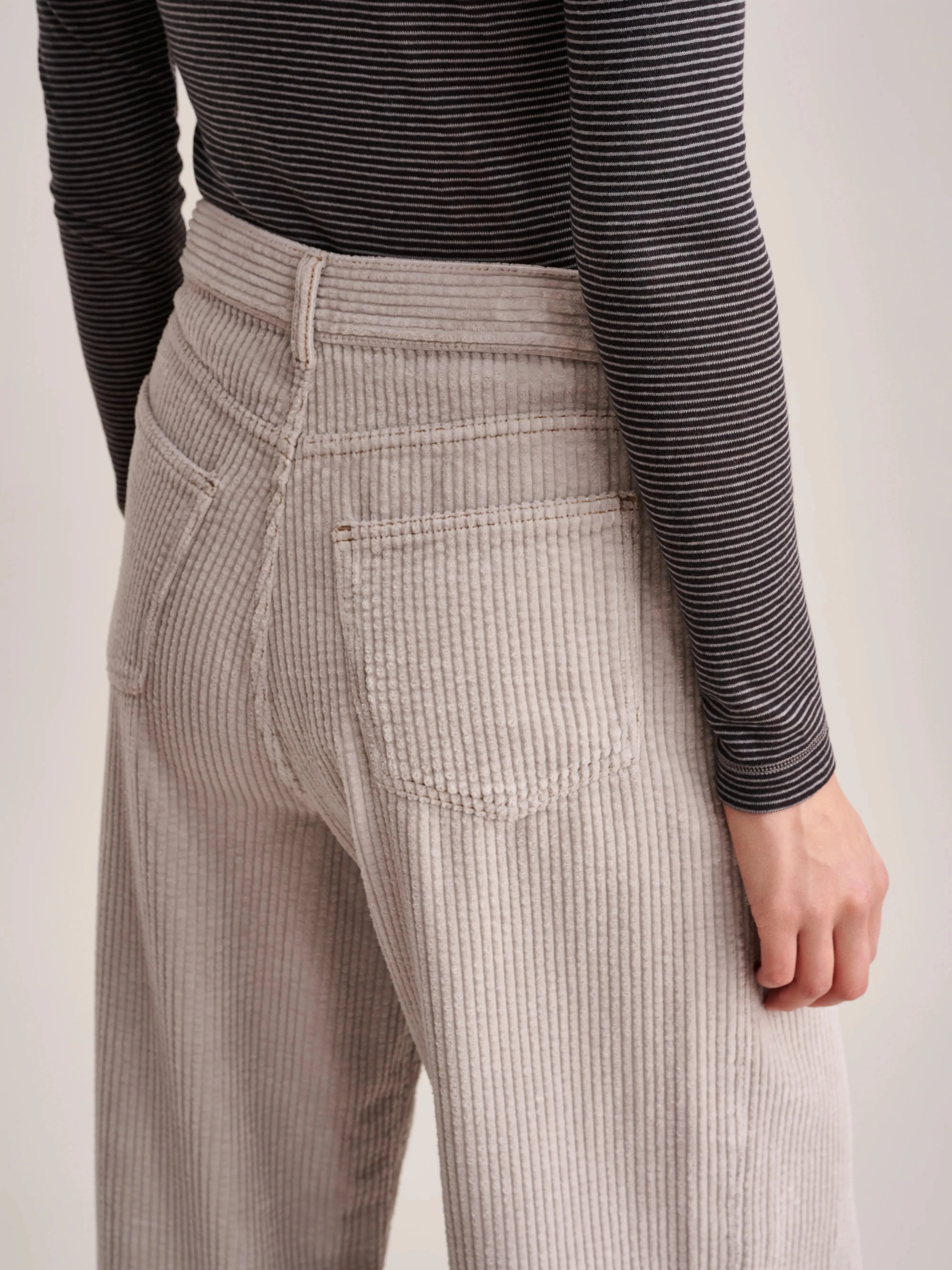 Parthe Jeans (232 / W / NACRE) sold by Bellrose product image thumbnail 5