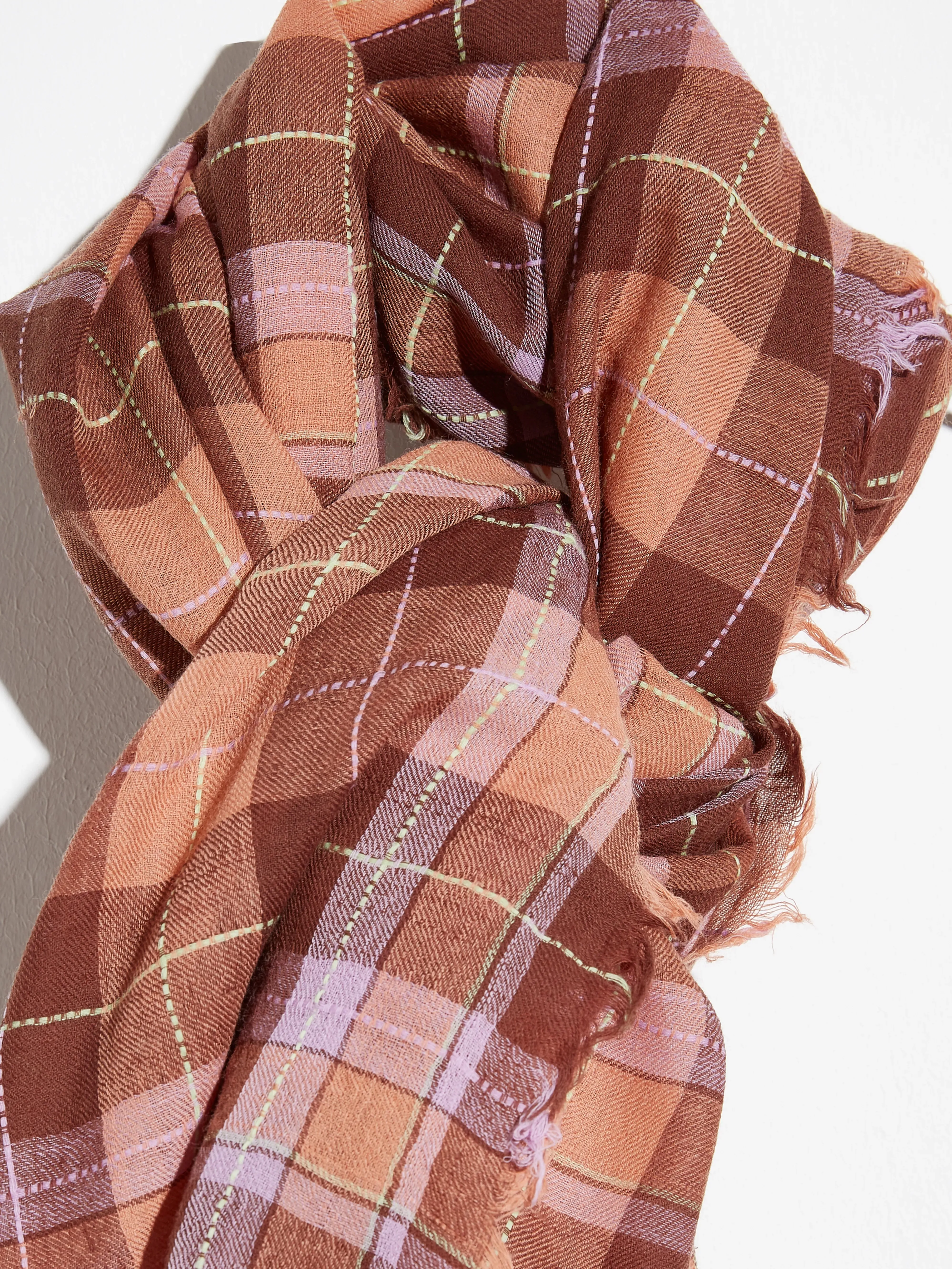 Soli Scarf (232 / W / CHECK A) sold by Bellrose product image thumbnail 4