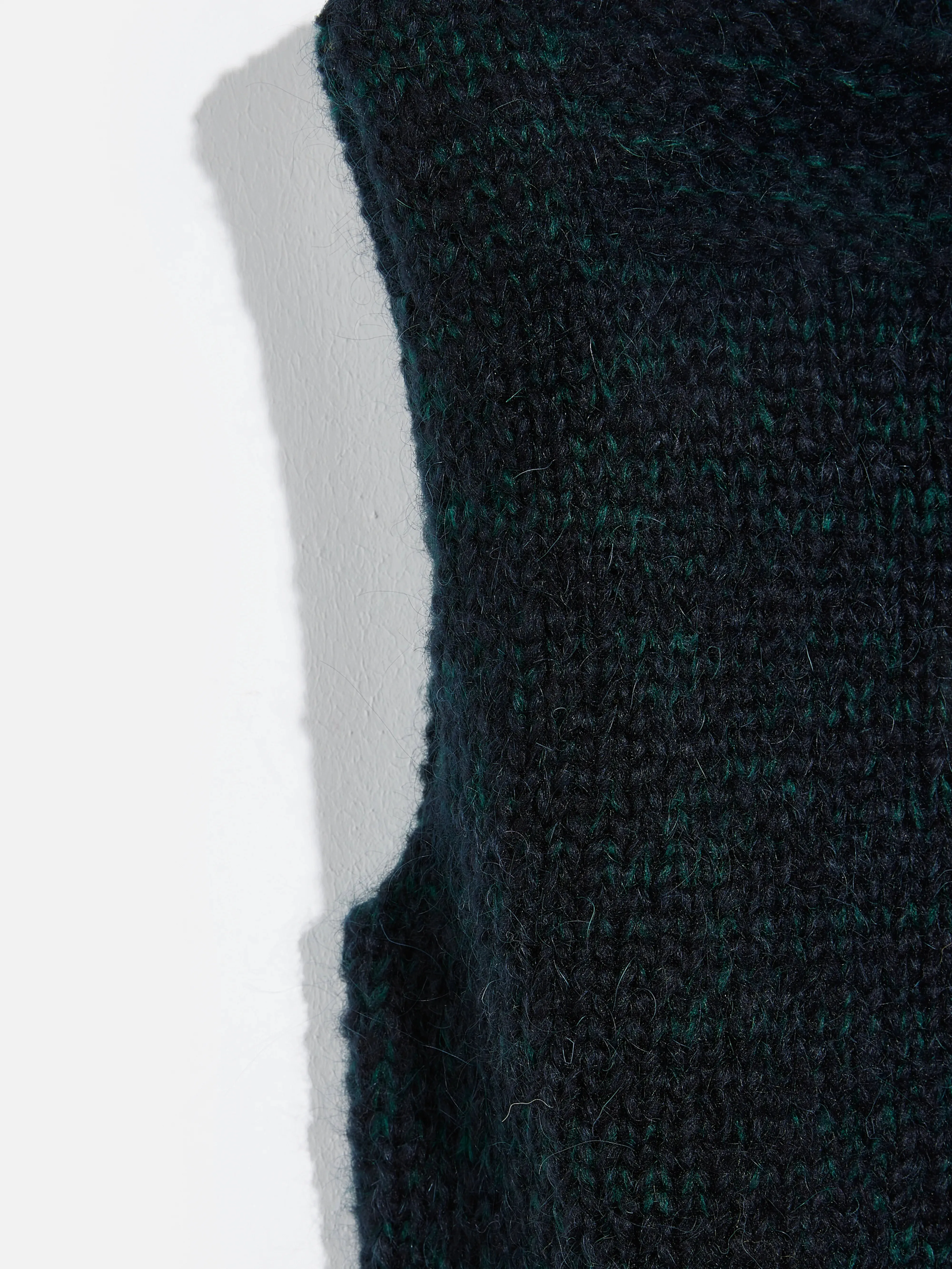 Arzi Vest (232 / G / MIDNIGHT) sold by Bellrose product image thumbnail 5