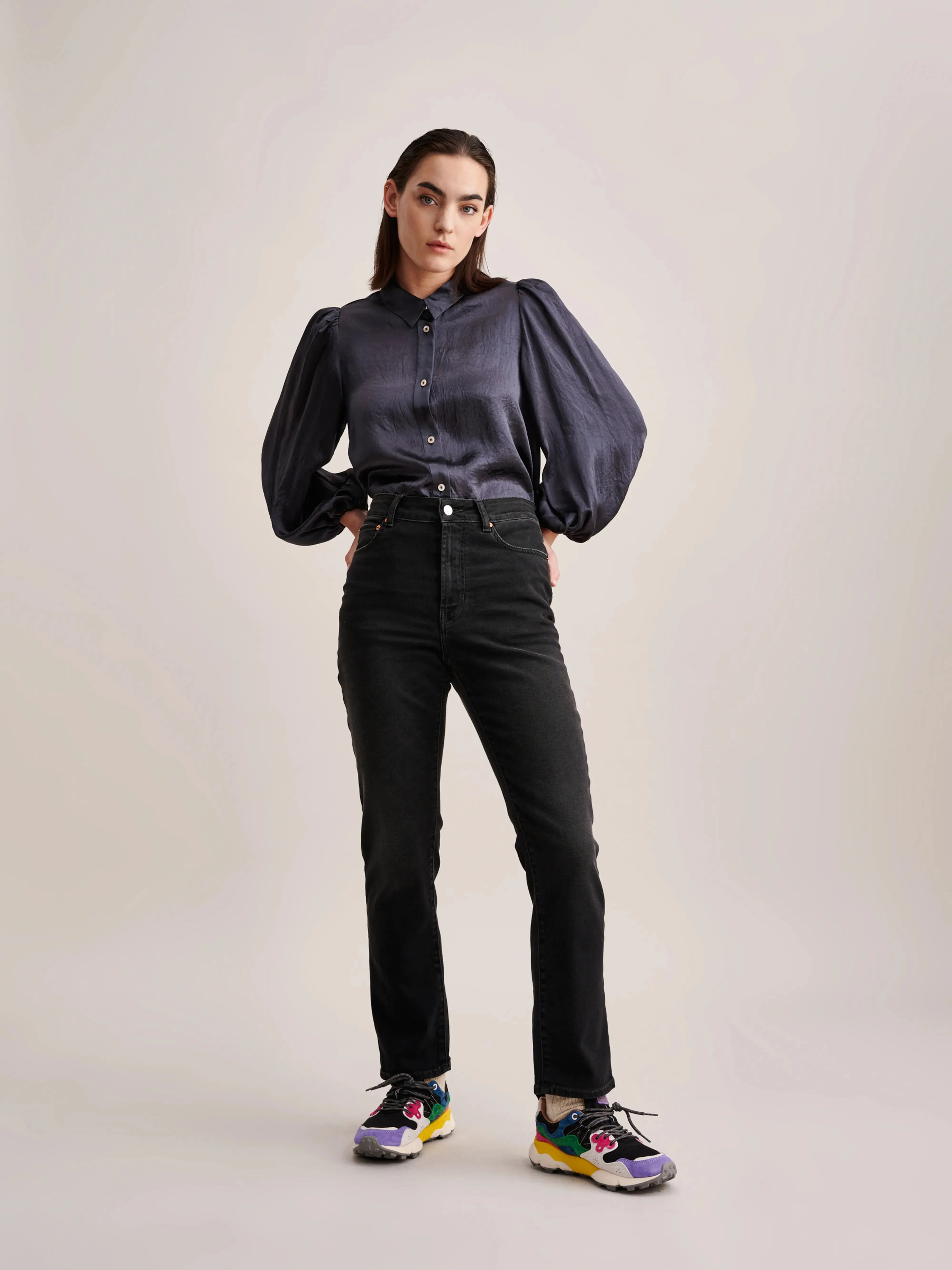 Pamy Jeans (232 / W / USED BLACK) sold by Bellrose product image thumbnail 2