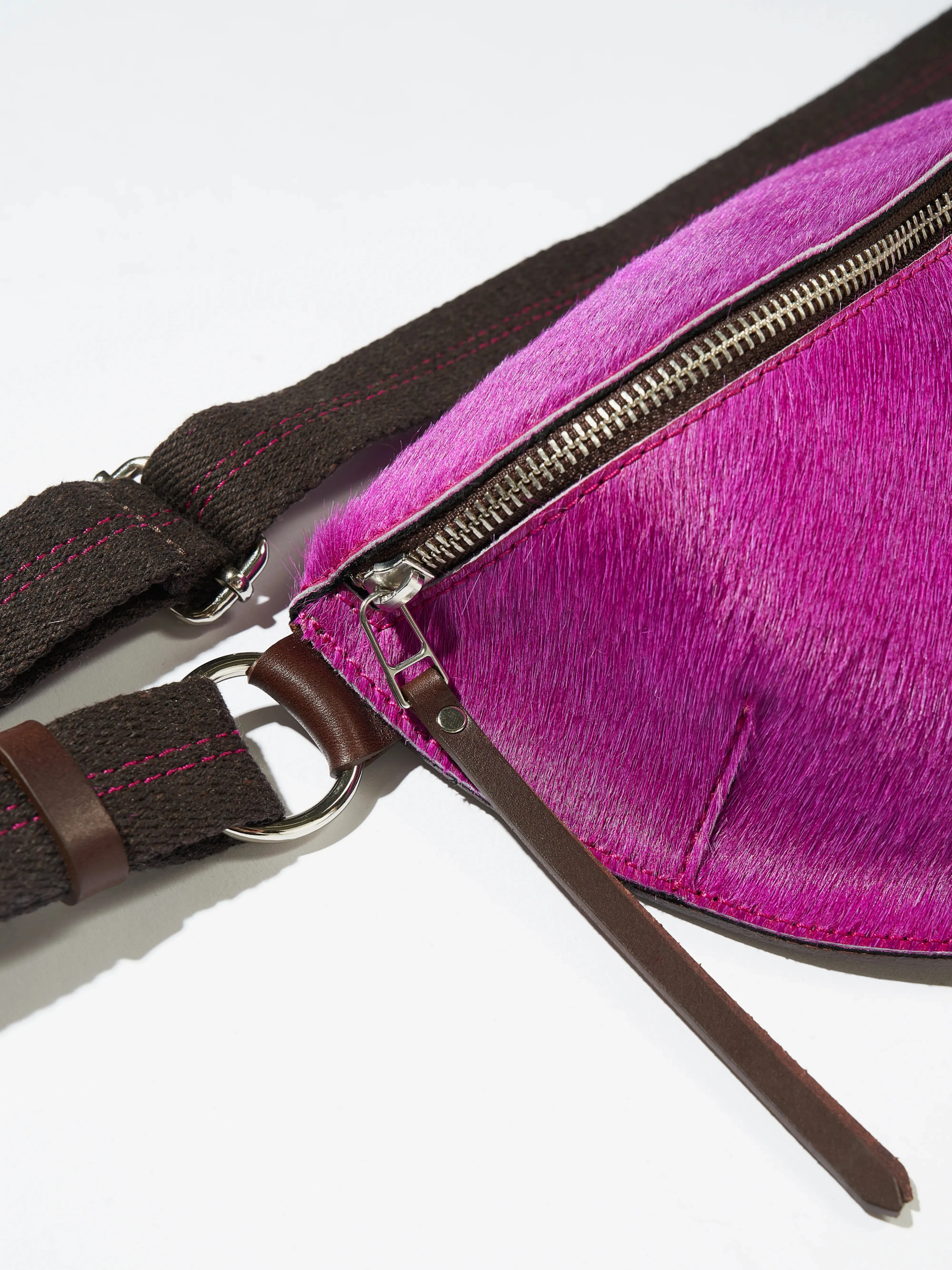 Rosie Sling Bag (232 / W / BOUGAINVILLIER) sold by Bellrose product image thumbnail 3