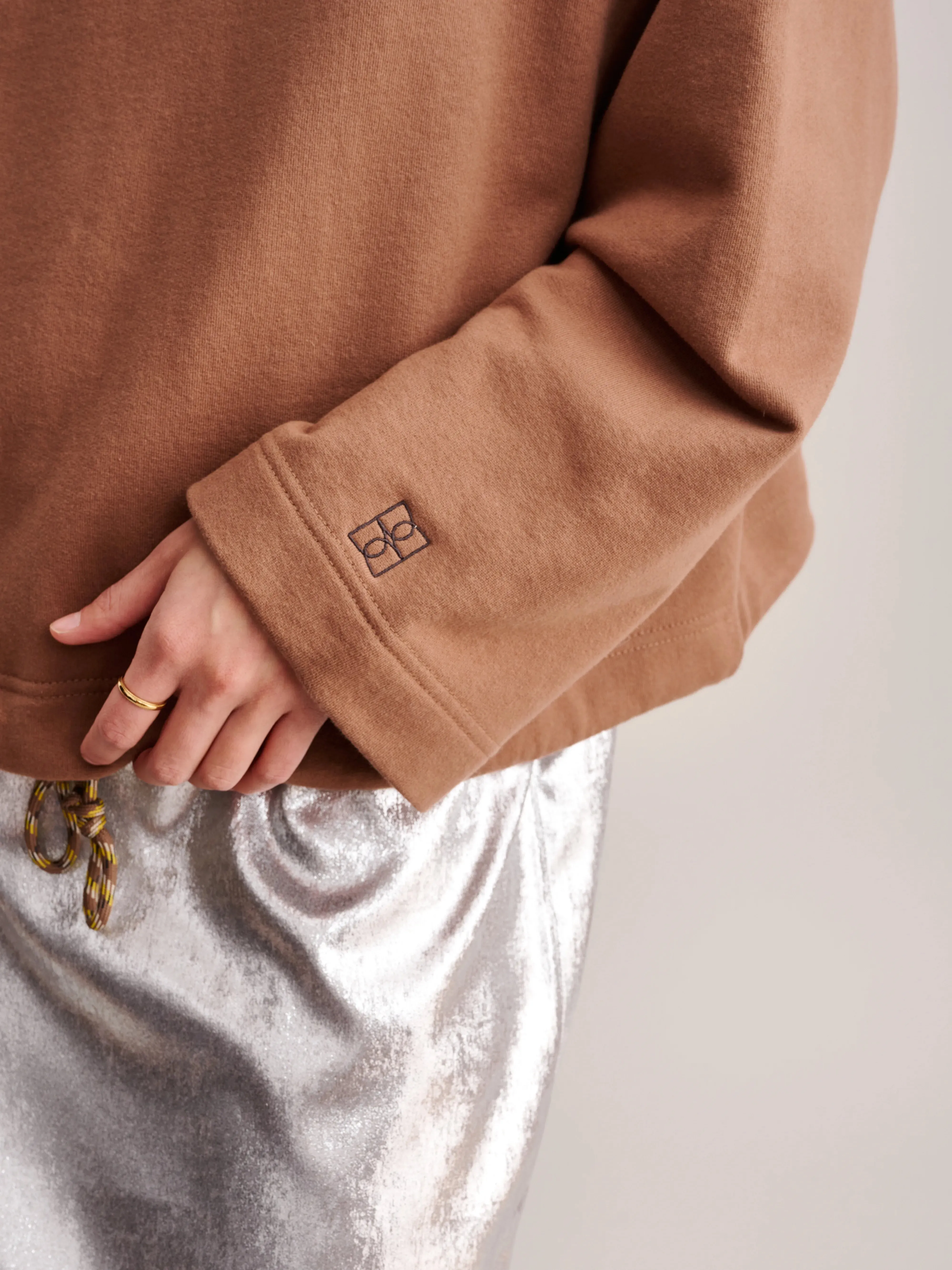 Cate Sweatshirt (232 / W / PRALINE) sold by Bellrose product image thumbnail 5