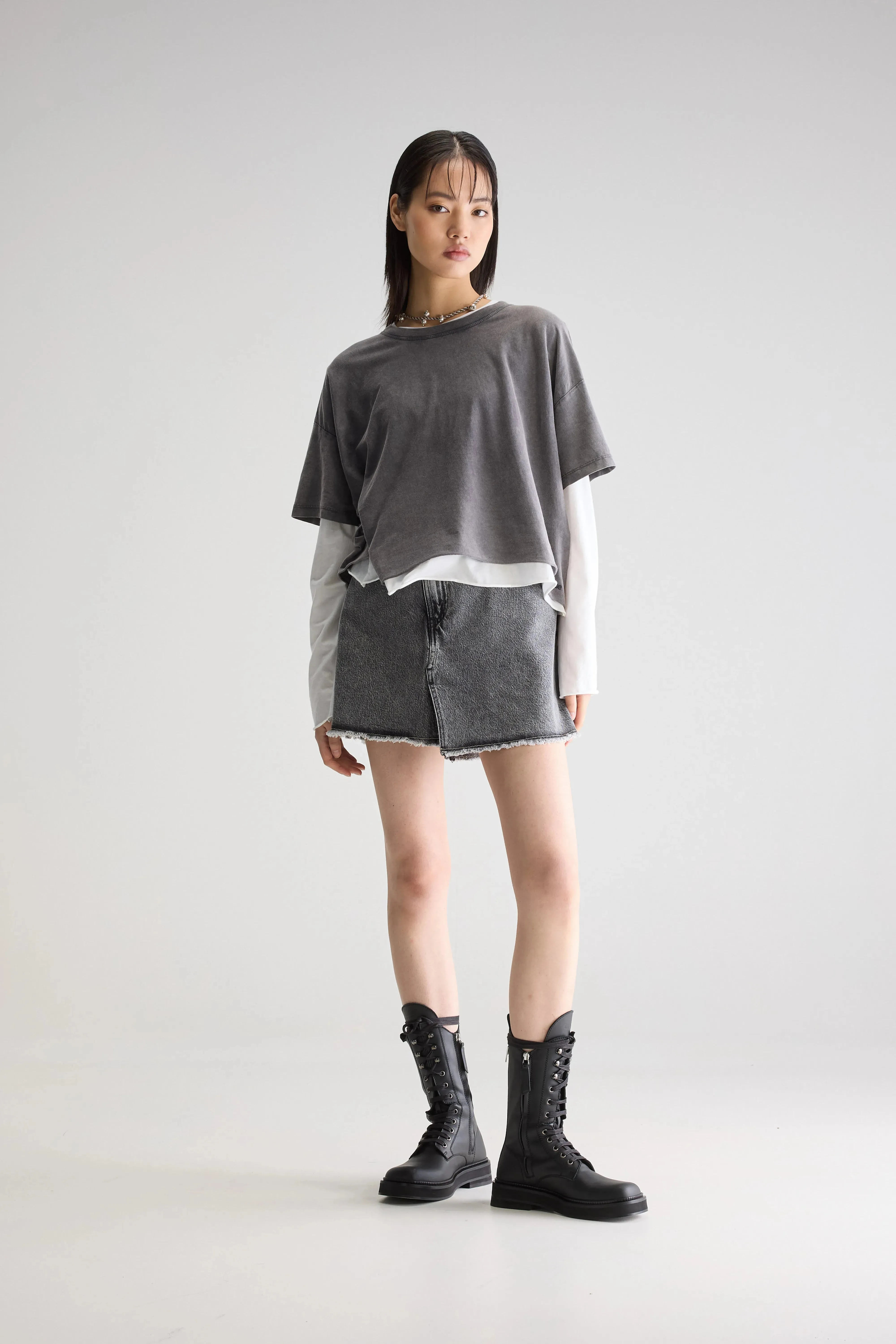 Farpy cropped t-shirt (251 / W / BLACK BEAUTY) sold by Bellrose product image thumbnail 3