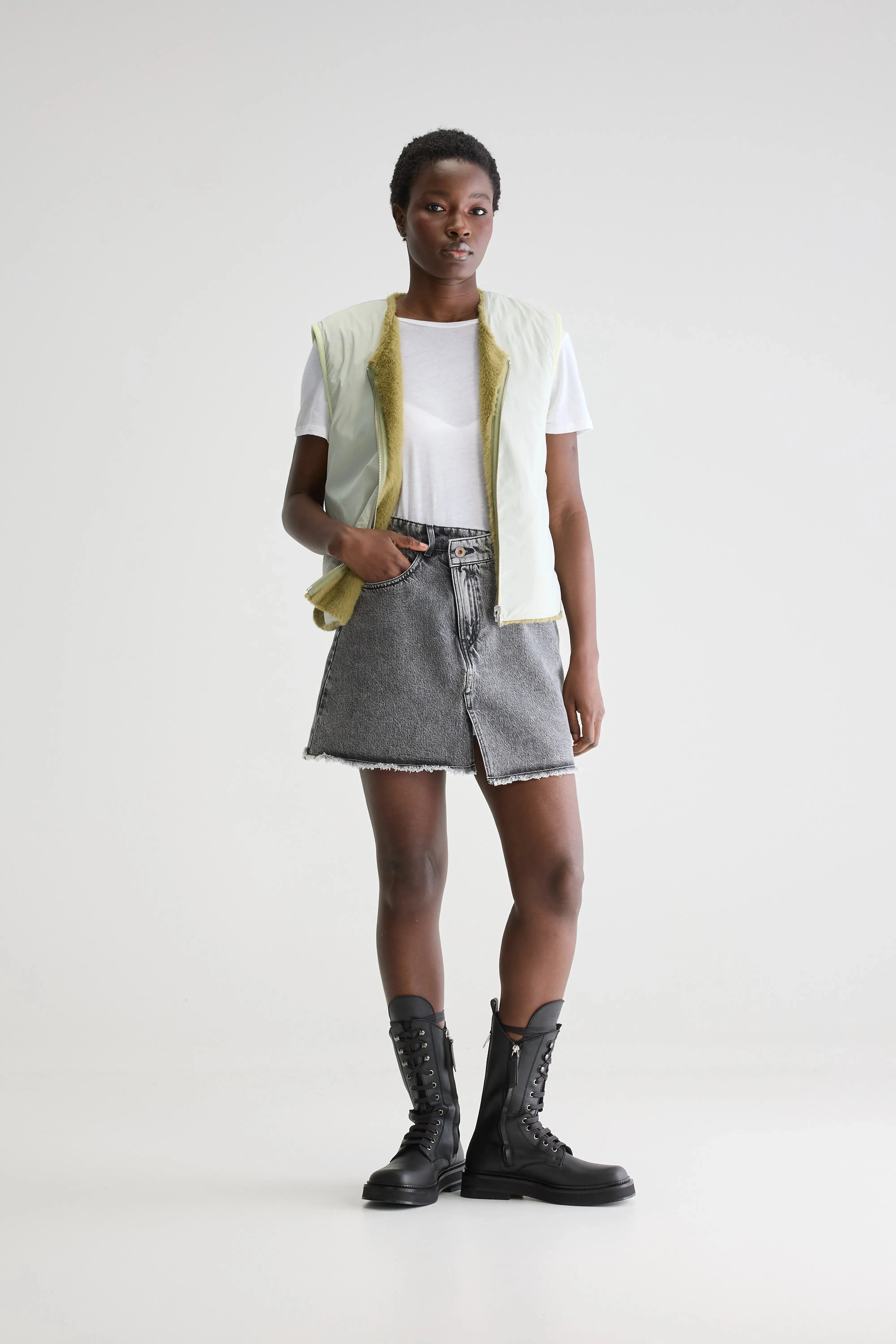 Hess sleeveless jacket (251 / W / DESERT SAGE) sold by Bellrose product image thumbnail 3