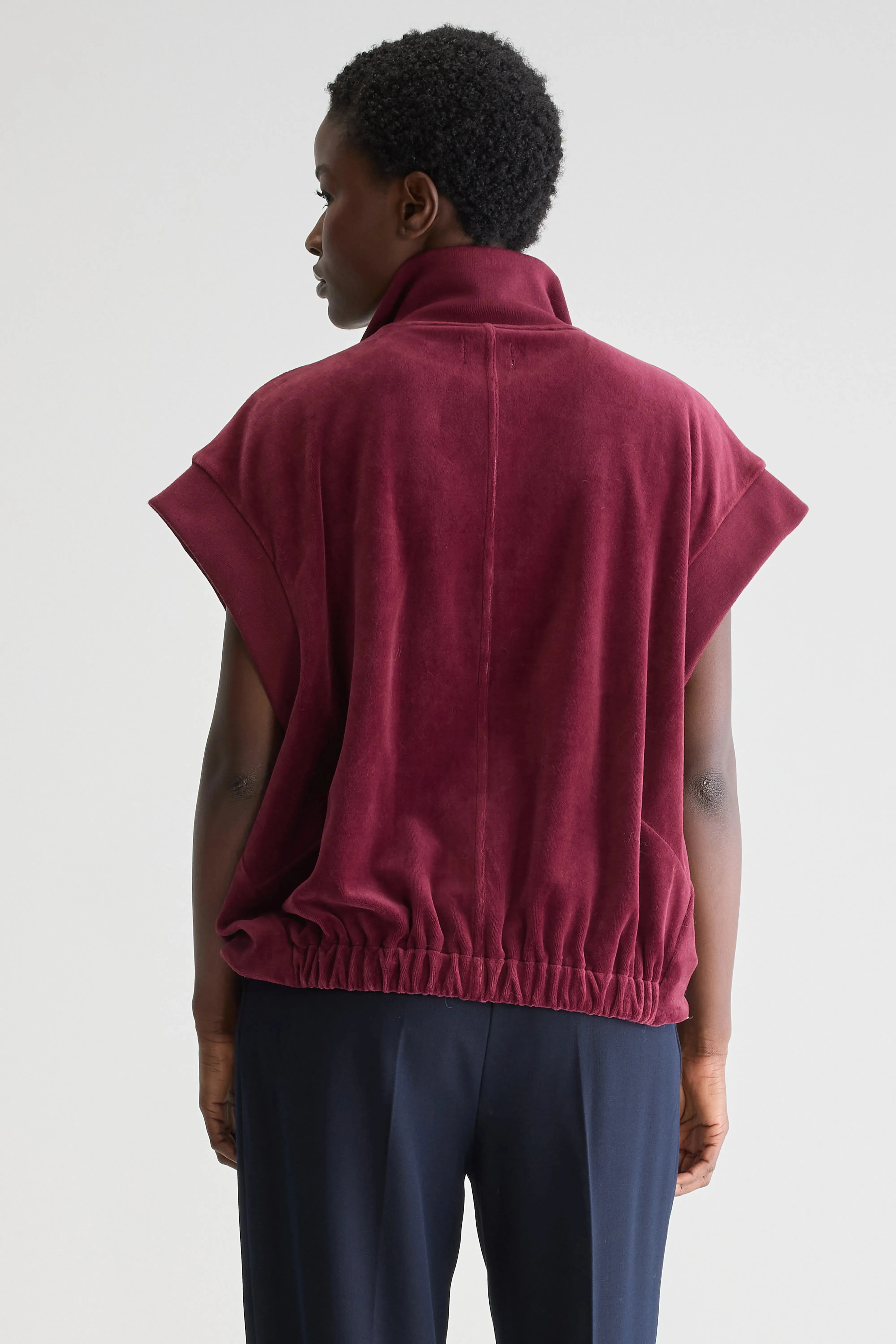 Tallos sleeveless sweatshirt (251 / W / BORDEAUX) sold by Bellrose product image thumbnail 4