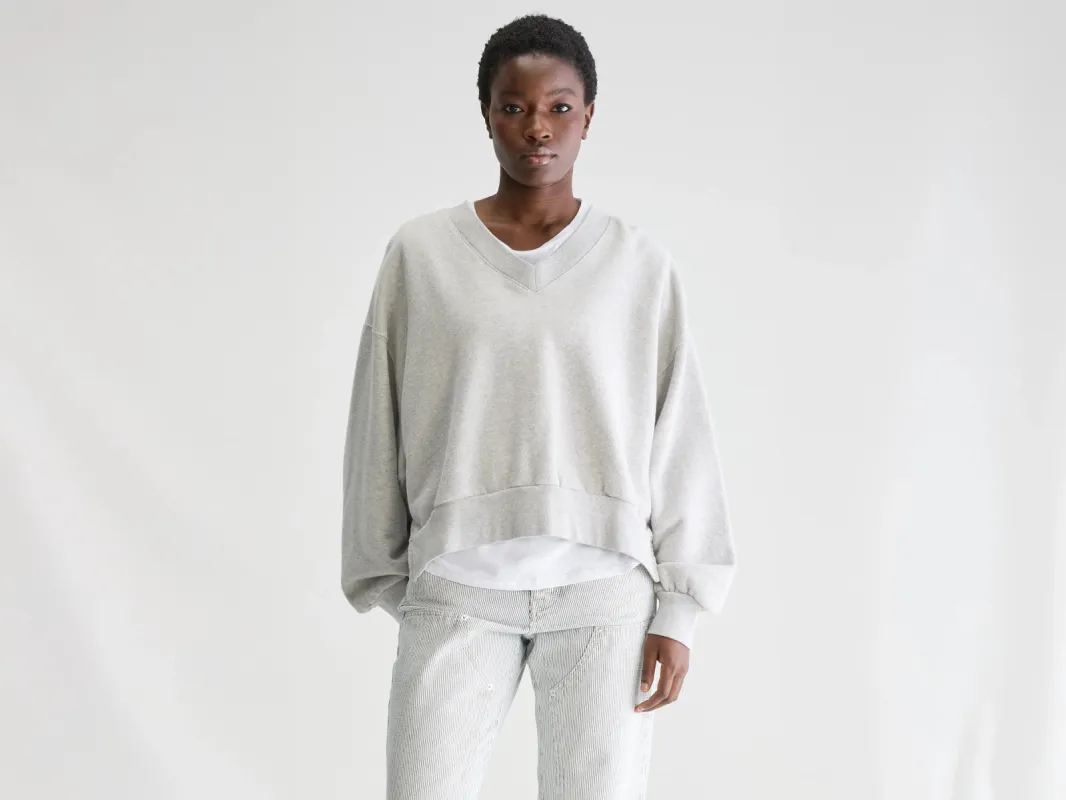 Varola v-neck sweatshirt (252 / W / H. GREY) sold by Bellrose